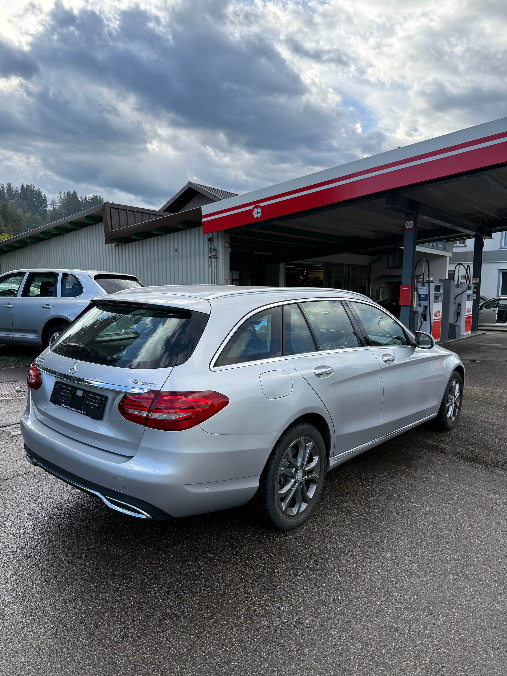 MERCEDES-BENZ C 250 d Avantgarde 4Matic 9G-Tronic-image-2