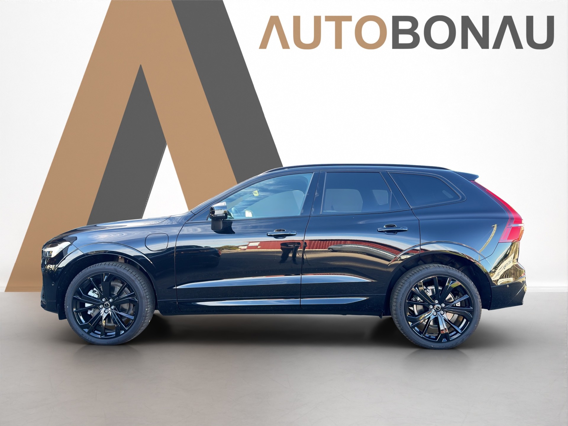 VOLVO XC60 2.0 T8 TE Black Edition eAWD-showroom-element-1