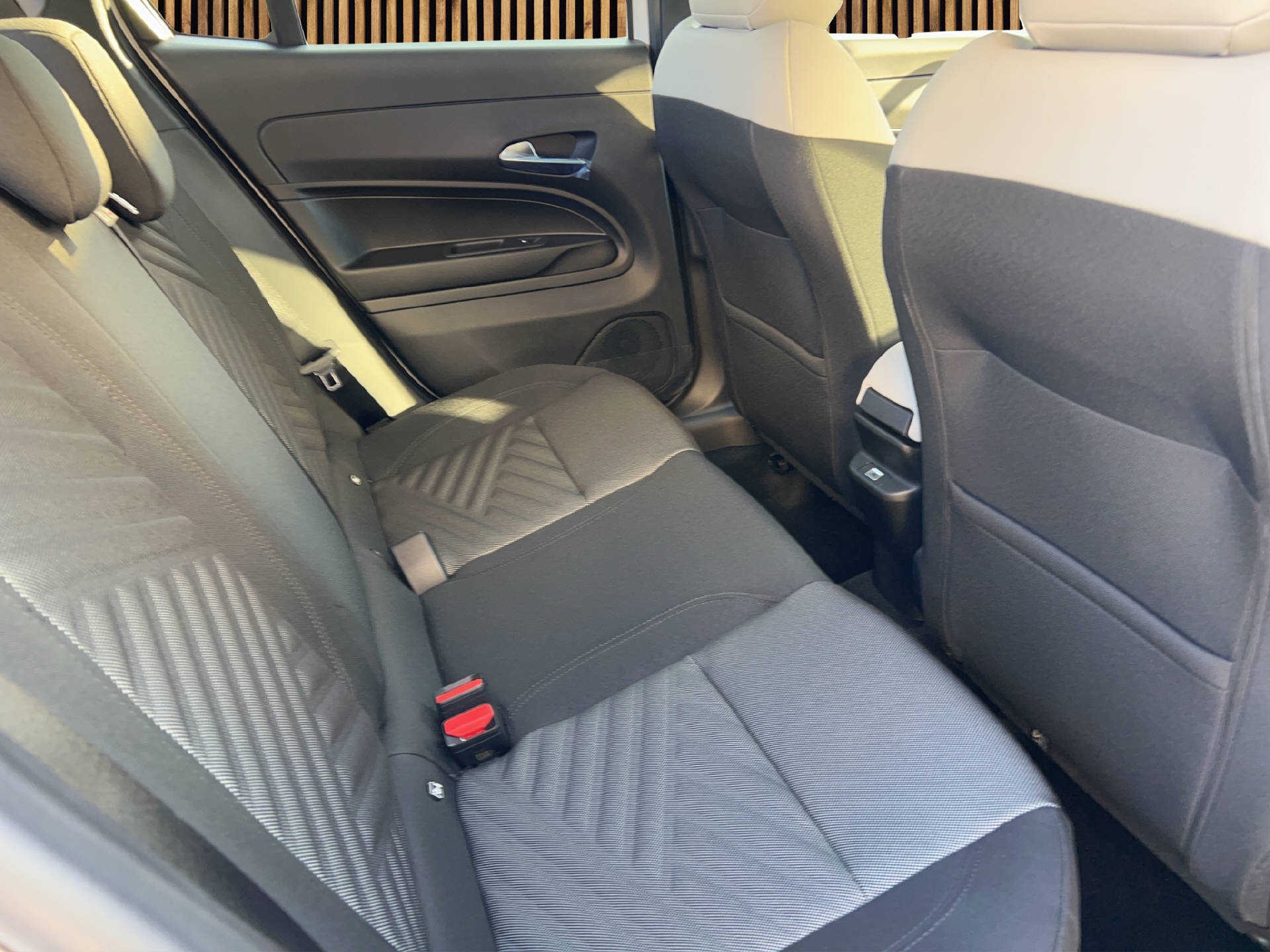 FIAT 600 1.2 Hybrid 145 La Prima-image-14