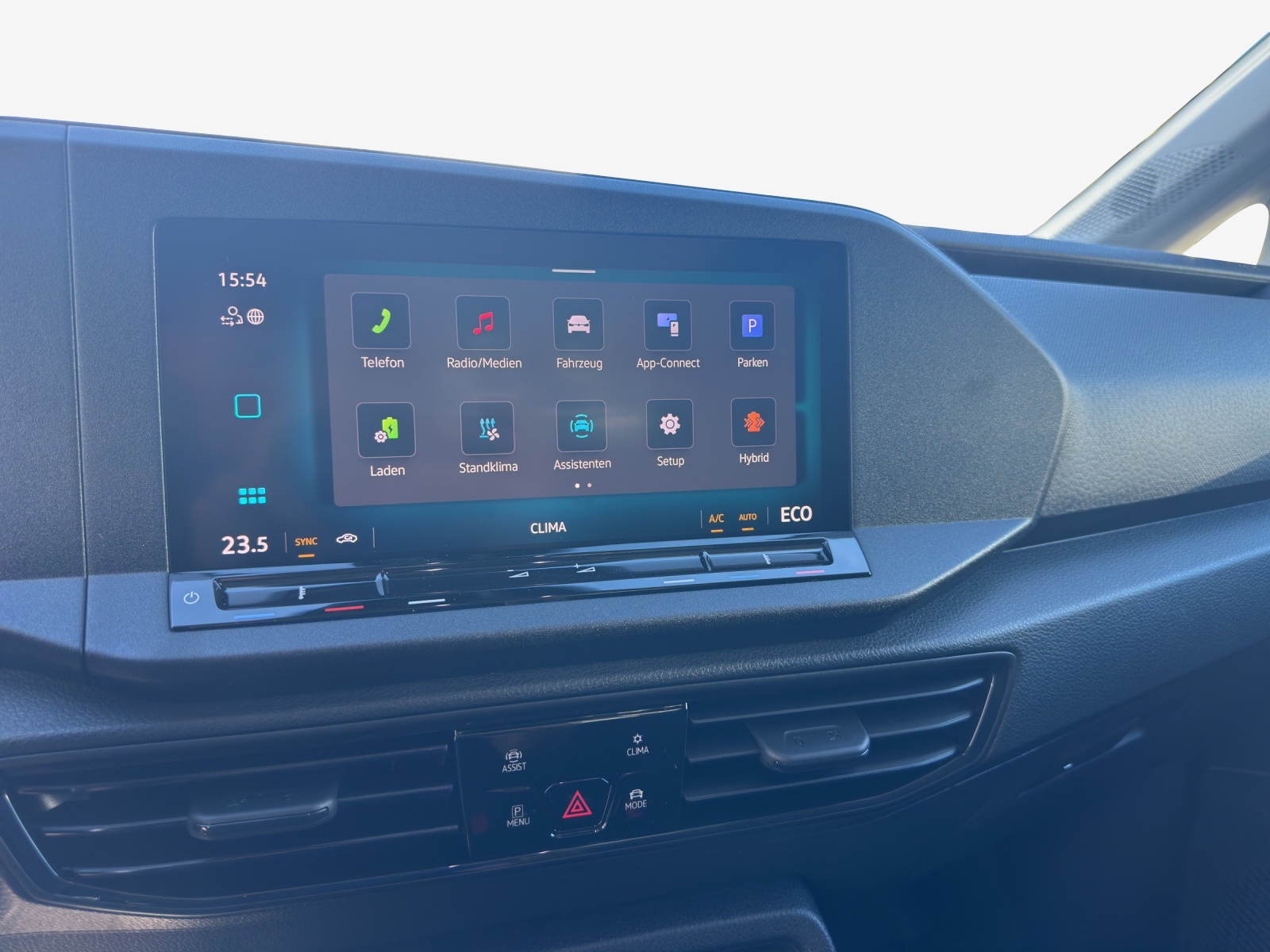 VW Caddy Cargo 1.5 TSI Plug in Hybrid DSG-image-10