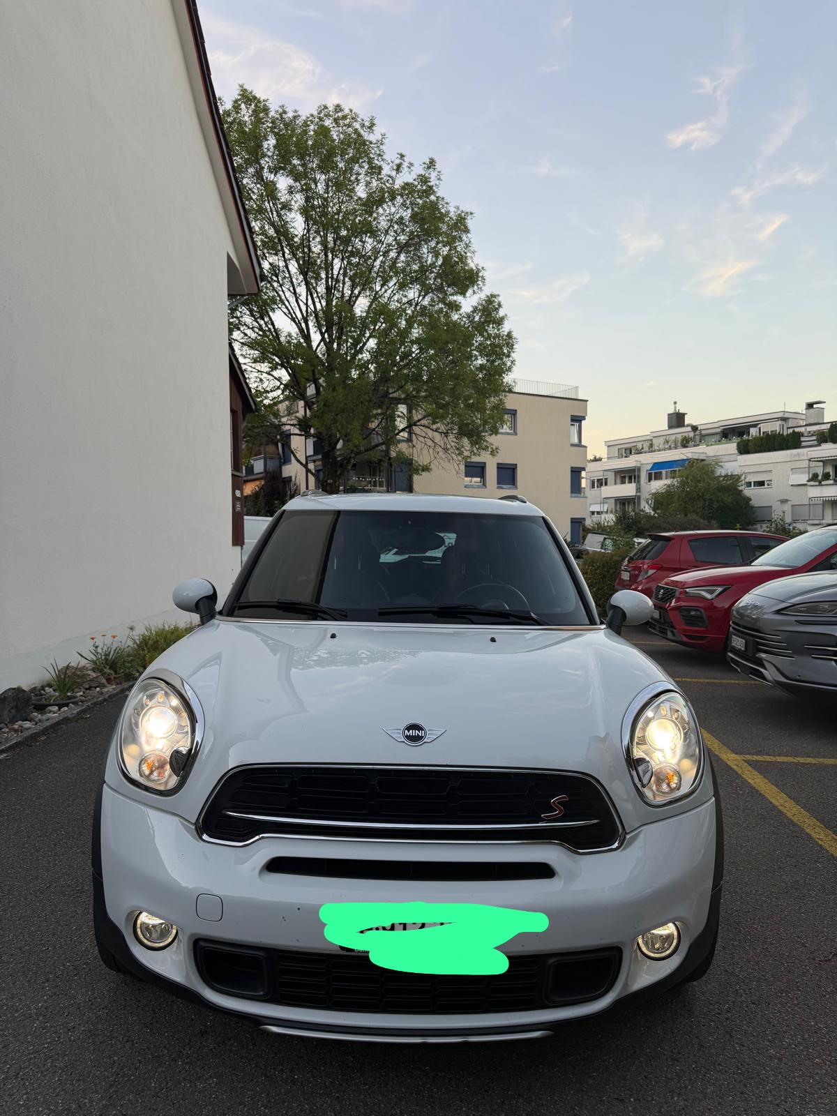 MINI 1.6i Cooper S ALL4-image-0