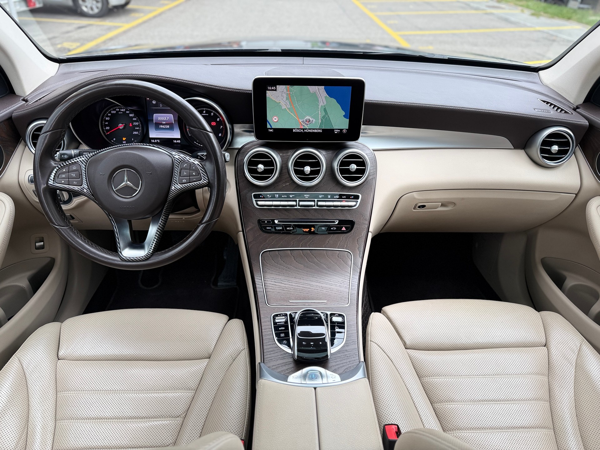 MERCEDES-BENZ GLC 250 4Matic 9G-Tronic-image-10