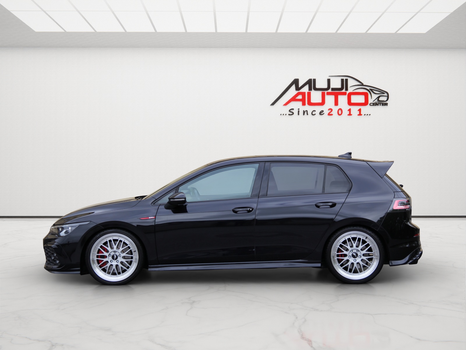 VW Golf 2.0 TSI GTI DSG-image-1