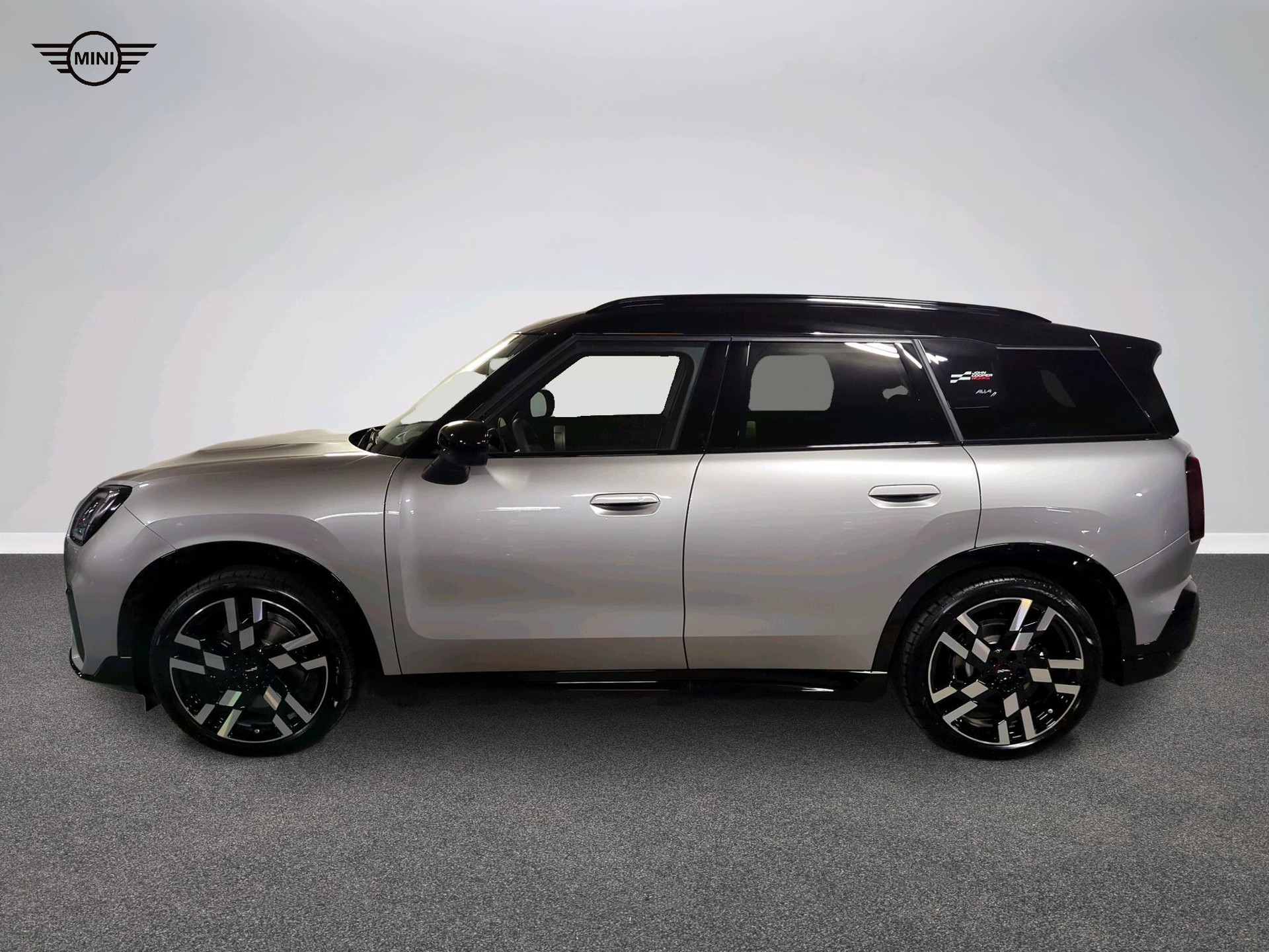 MINI Countryman SE ALL4-image-2
