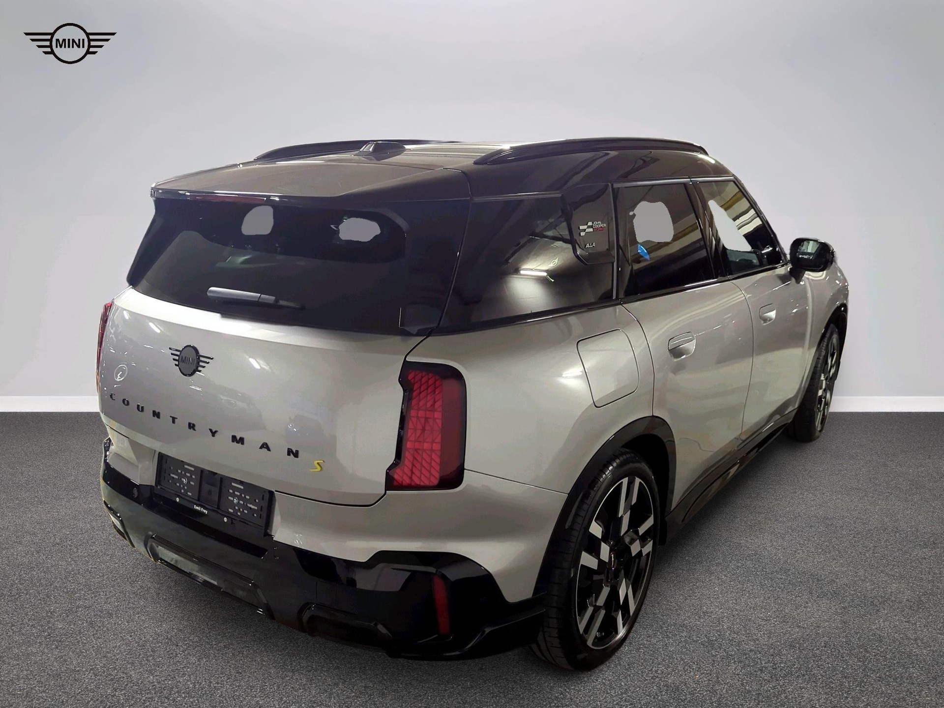 MINI Countryman SE ALL4-image-3