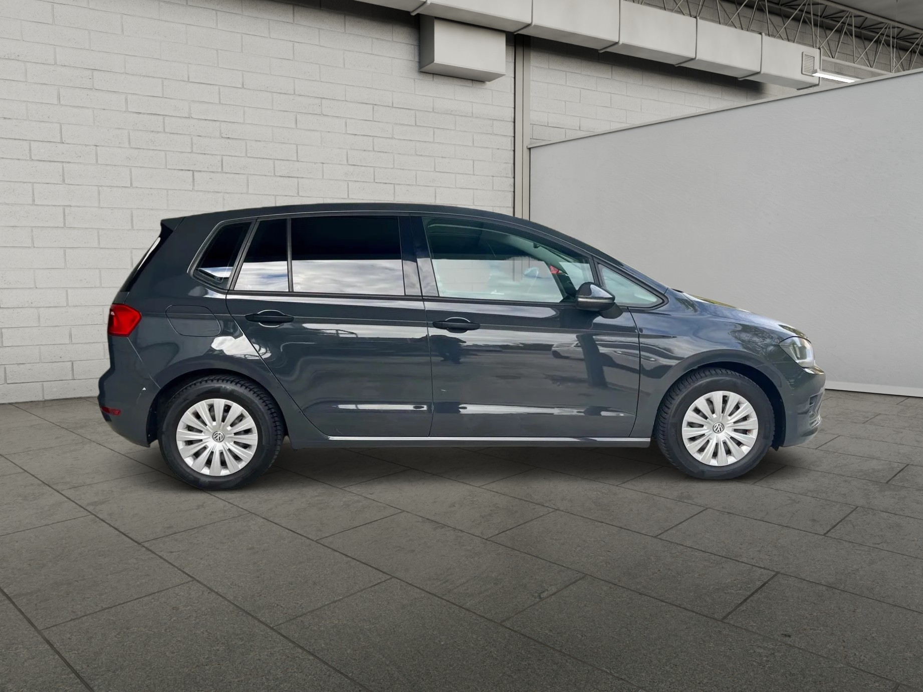 VW Golf Sportsvan 1.2 TSI Trendline-image-3