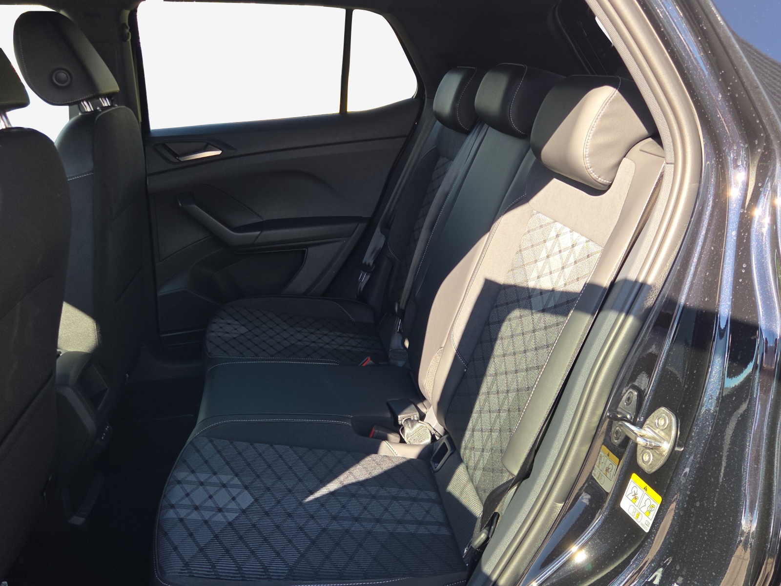 VW T-Cross 1.0 TSI EVO R-Line DSG-image-11