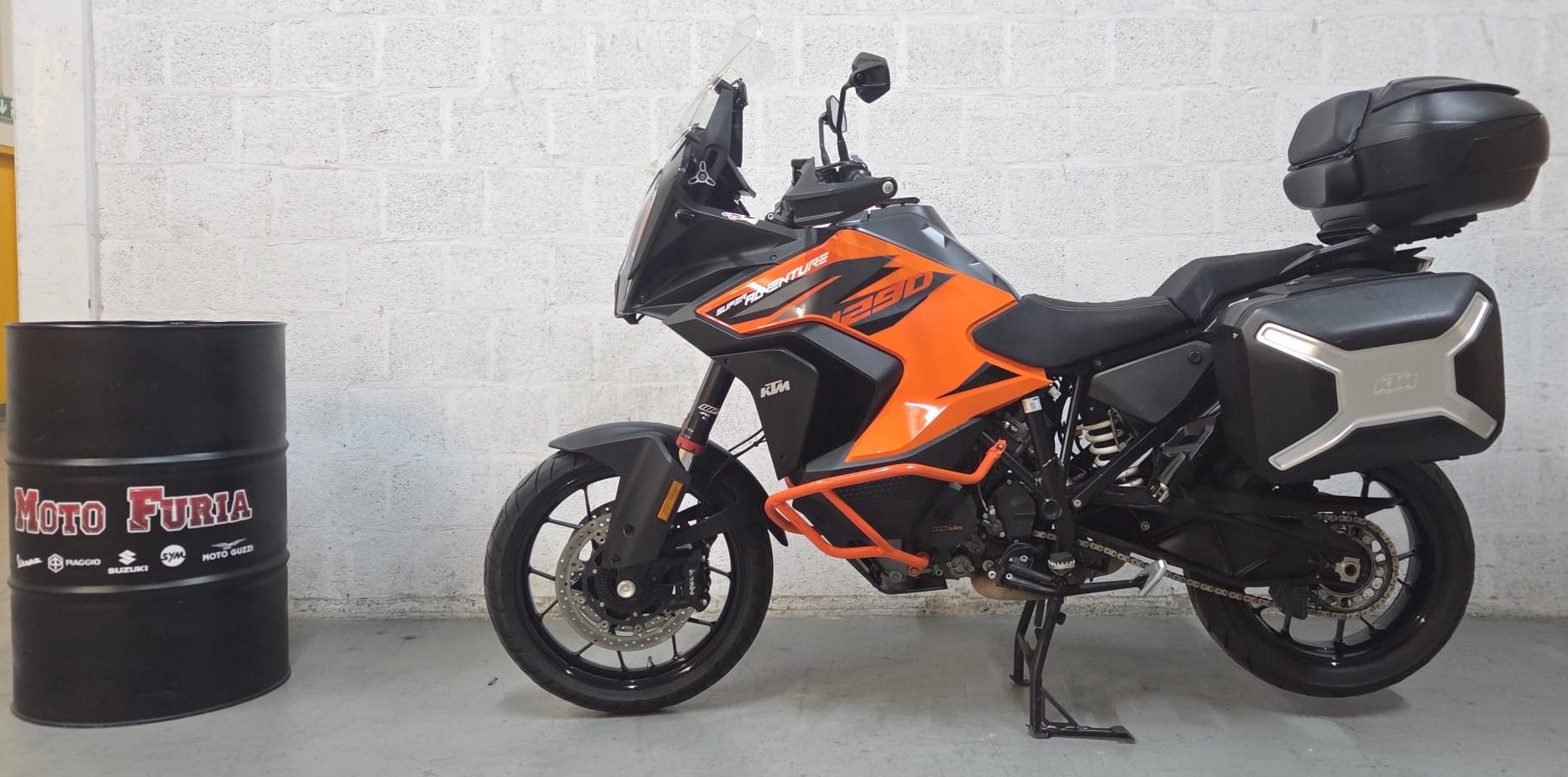 KTM 1290 Super Adventure S-showroom-element-3