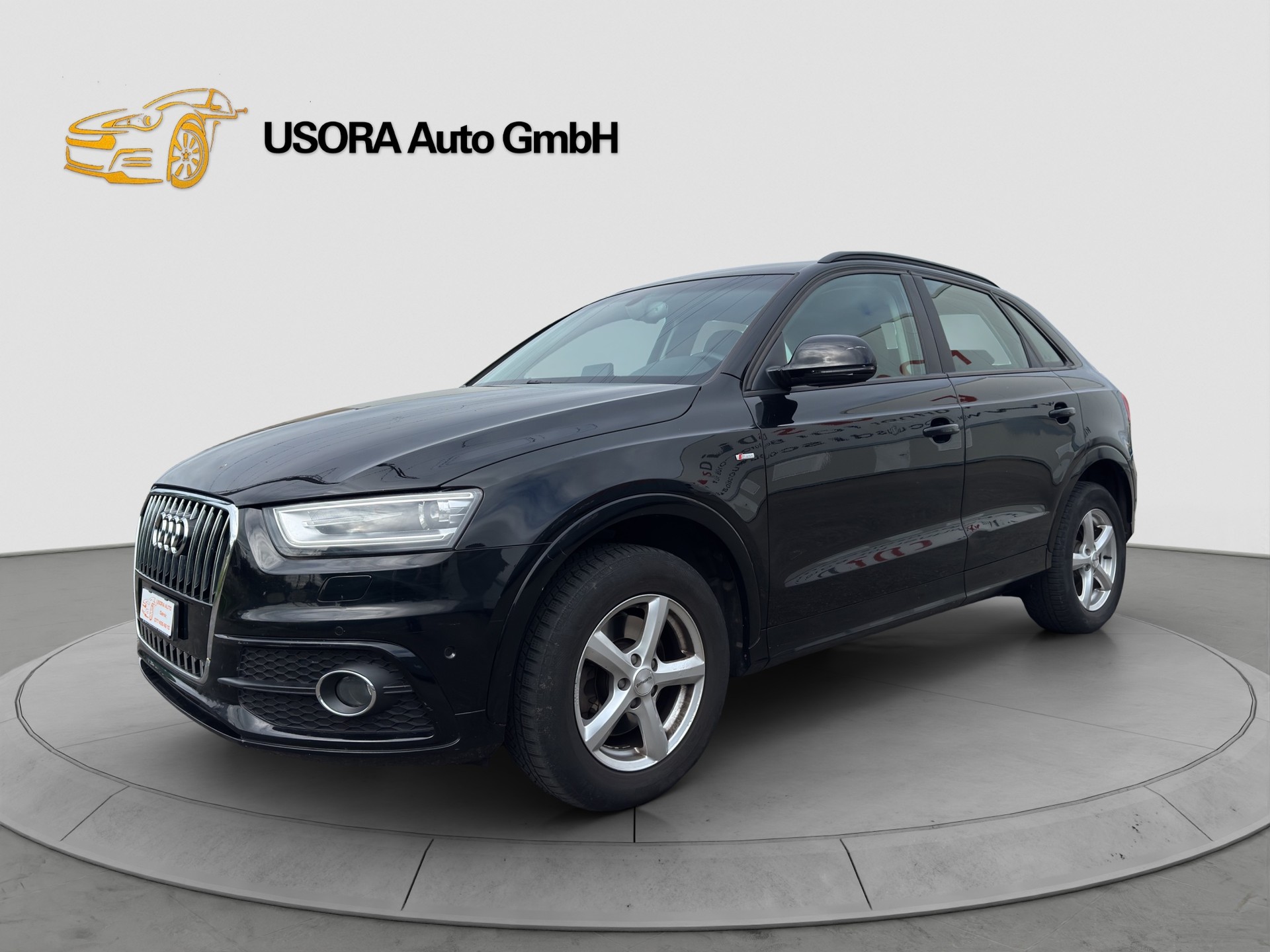 AUDI Q3 2.0 TFSI quattro-image-2