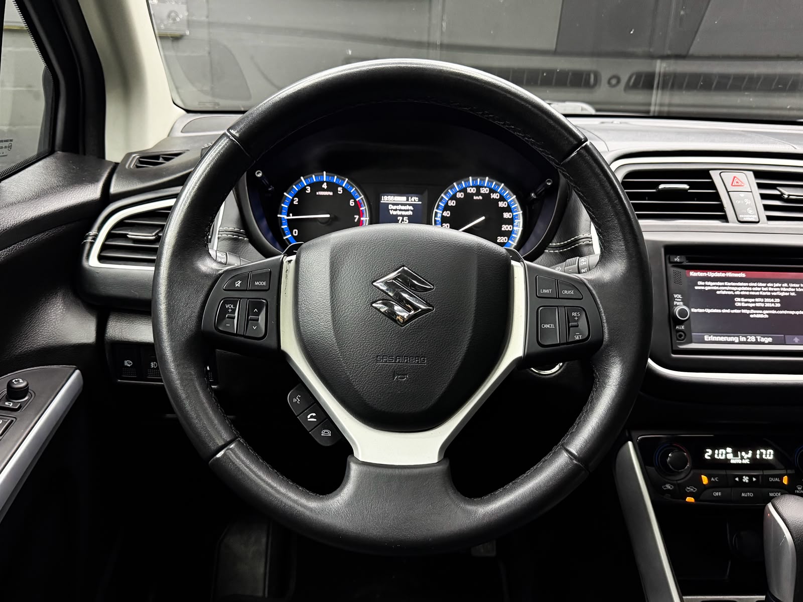 SUZUKI SX4 S-Cross 1.6 16V Sergio Cellano Top 4WD CVT7-image-11