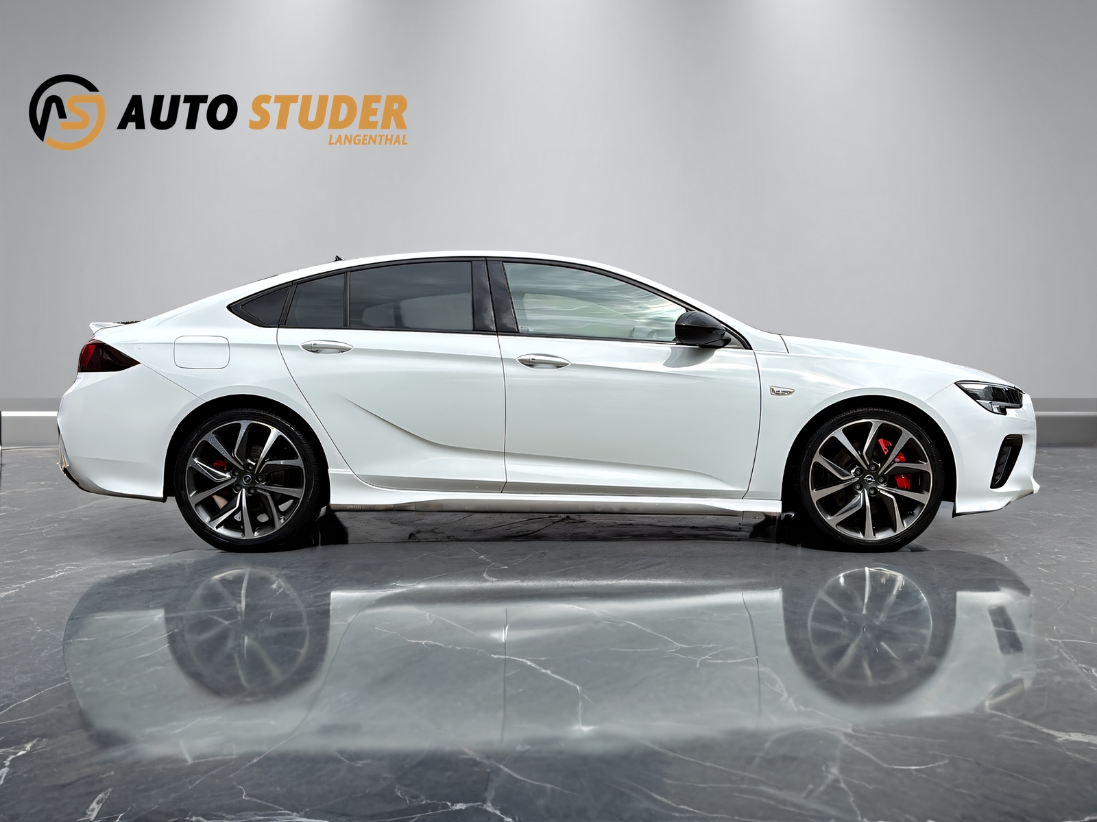 OPEL Insignia Grand Sport 2.0 T GSi AWD-image-3