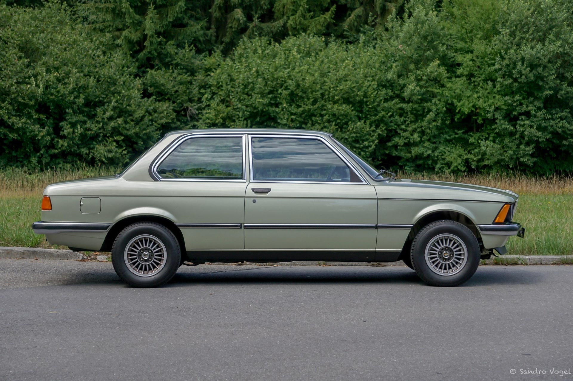 BMW 320 /6-image-6