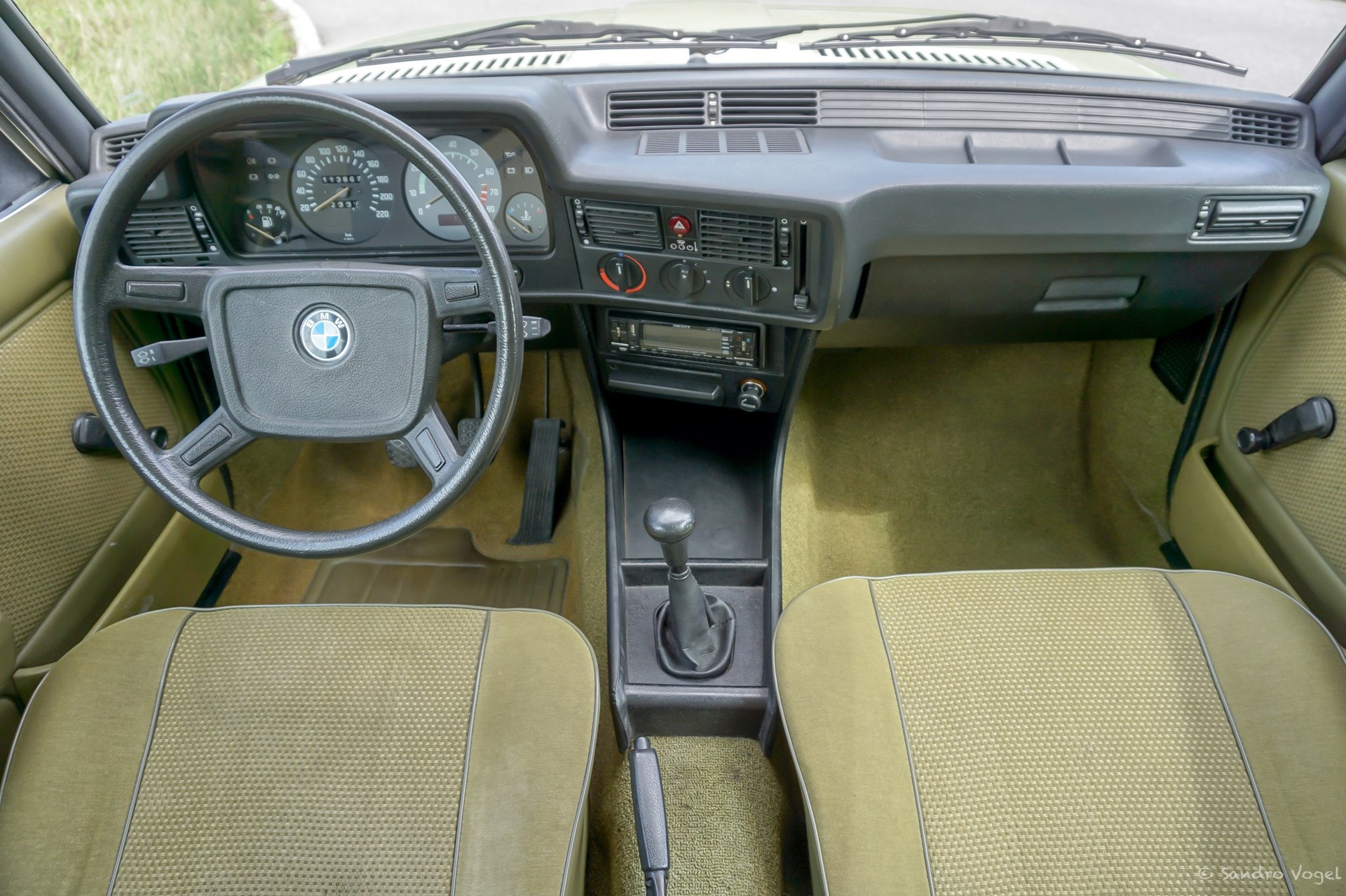 BMW 320 /6-image-8