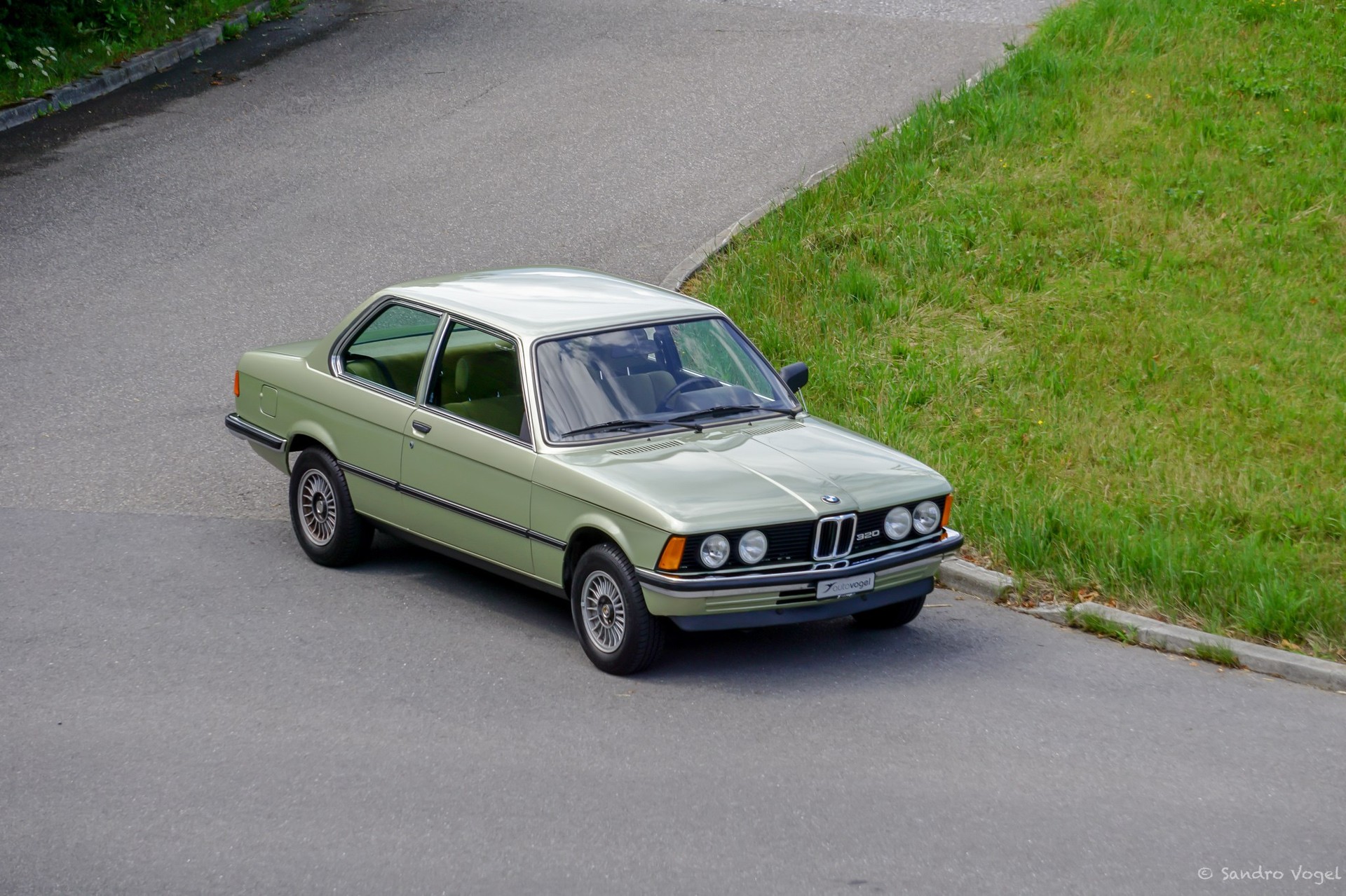 BMW 320 /6-image-4