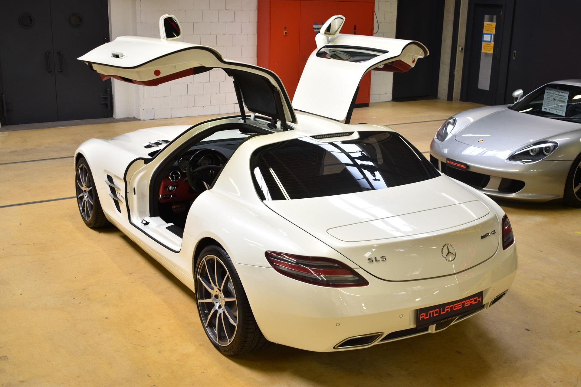 MERCEDES-BENZ SLS 63 AMG Speedshift-image-5