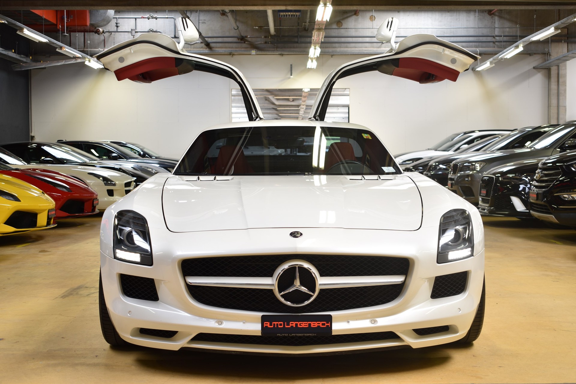 MERCEDES-BENZ SLS 63 AMG Speedshift-image-8