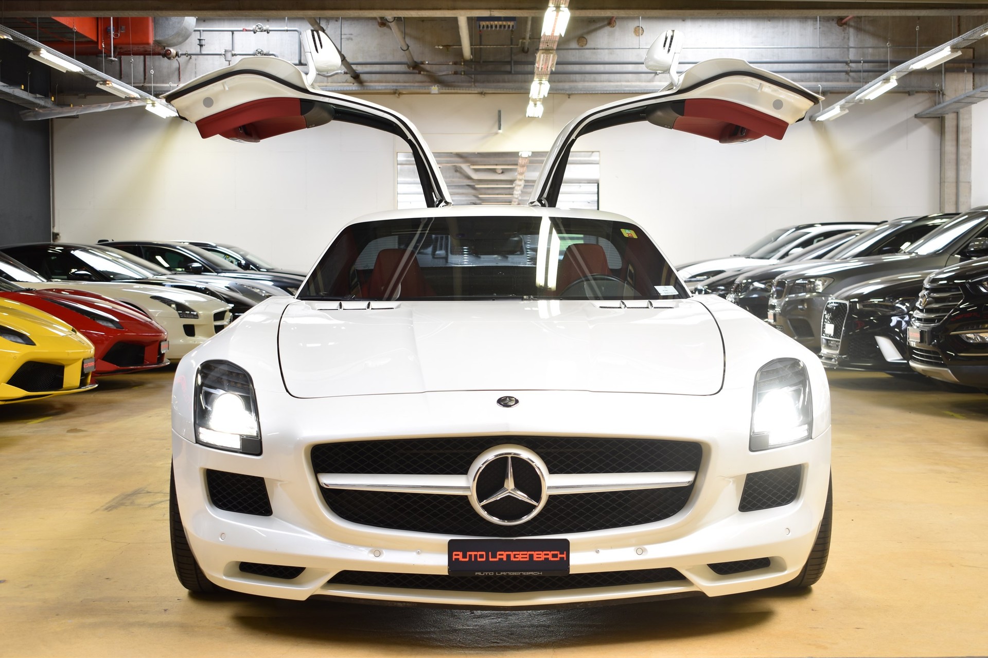 MERCEDES-BENZ SLS 63 AMG Speedshift-image-9
