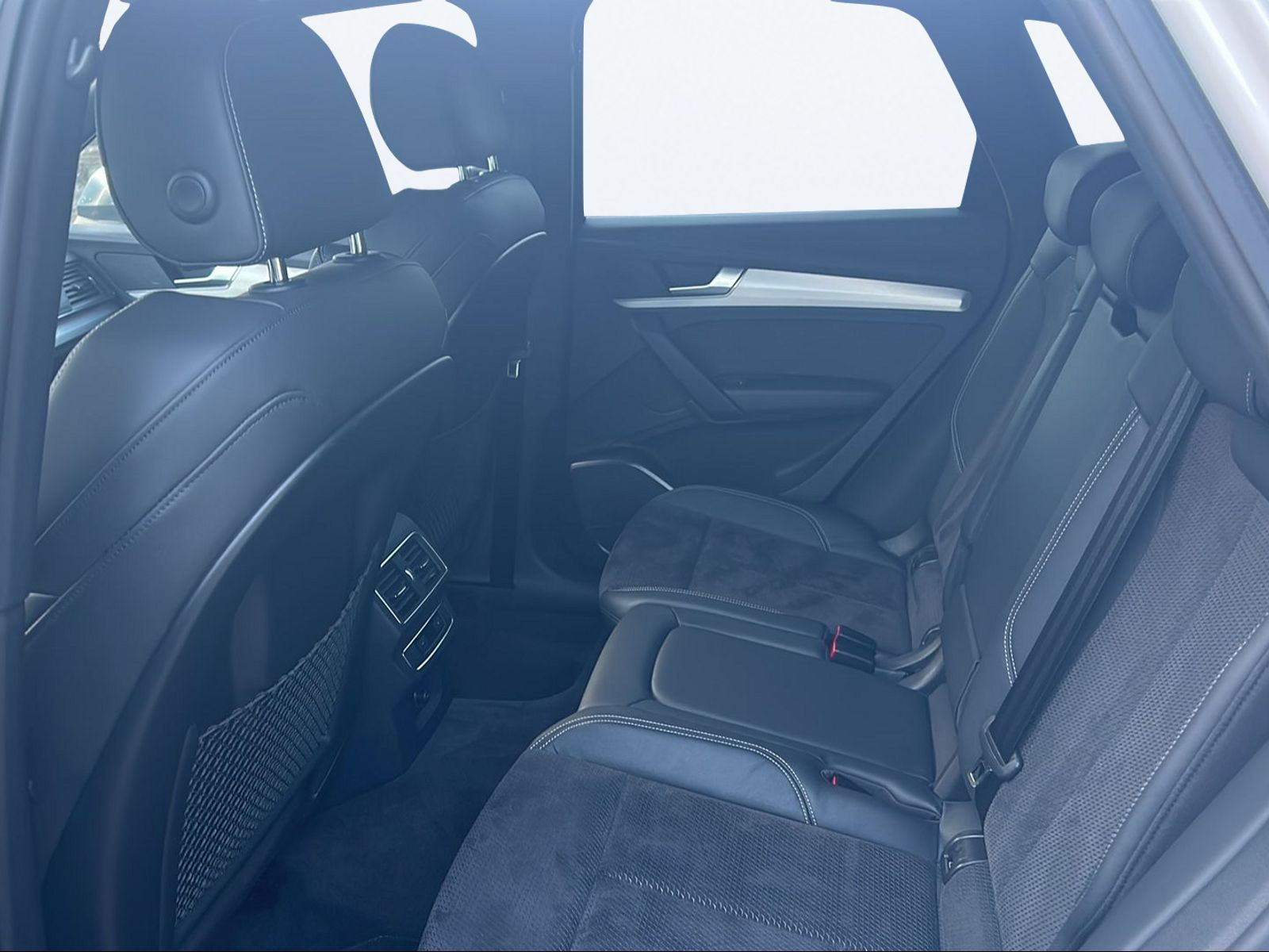 AUDI SQ5 3.0 TFSI quattro S-tronic-image-14