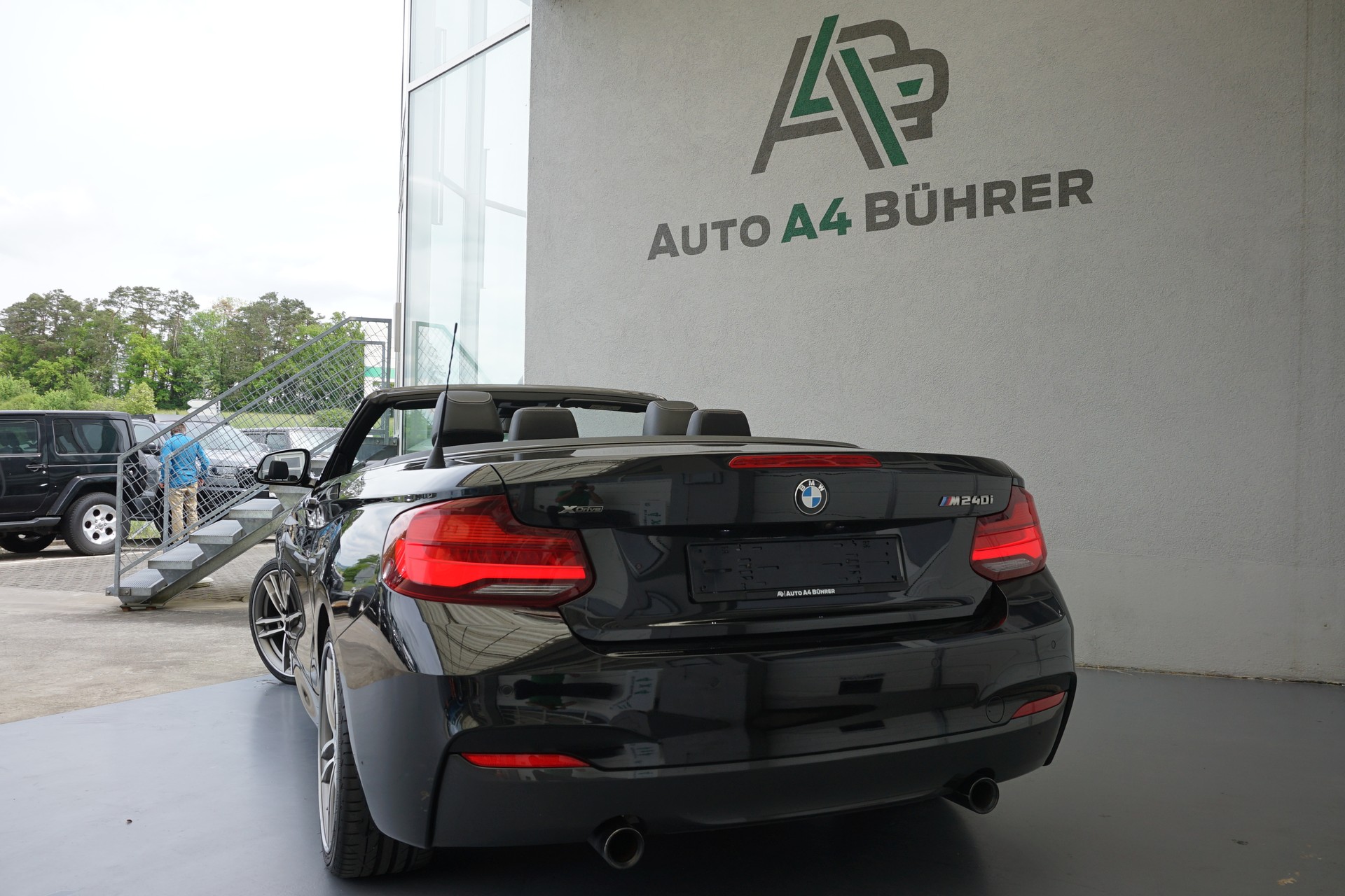 BMW M240i xDrive Cabriolet 340PS-image-10