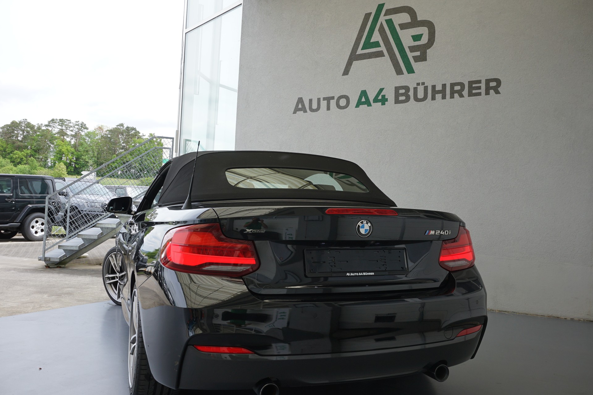 BMW M240i xDrive Cabriolet 340PS-image-11
