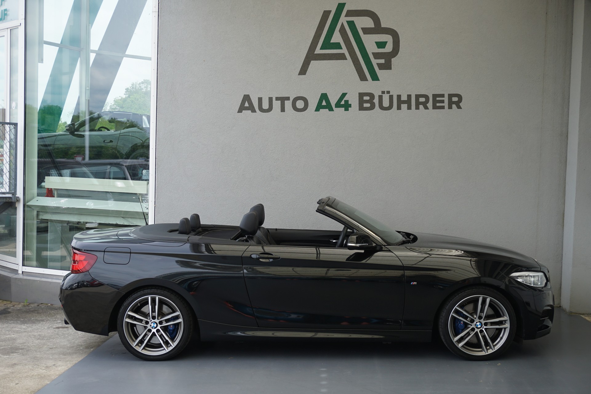 BMW M240i xDrive Cabriolet 340PS-image-8