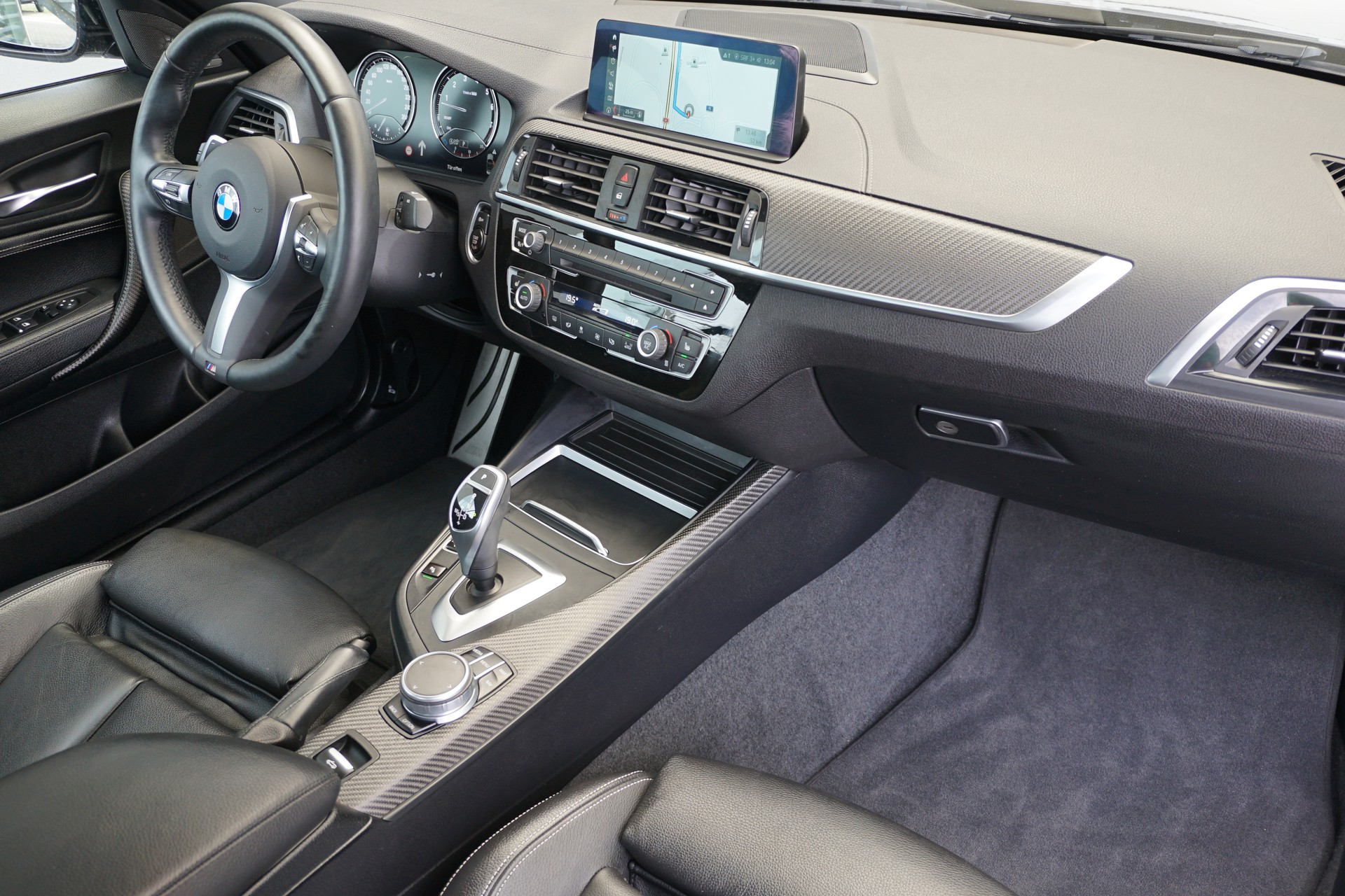 BMW M240i xDrive Cabriolet 340PS-image-23