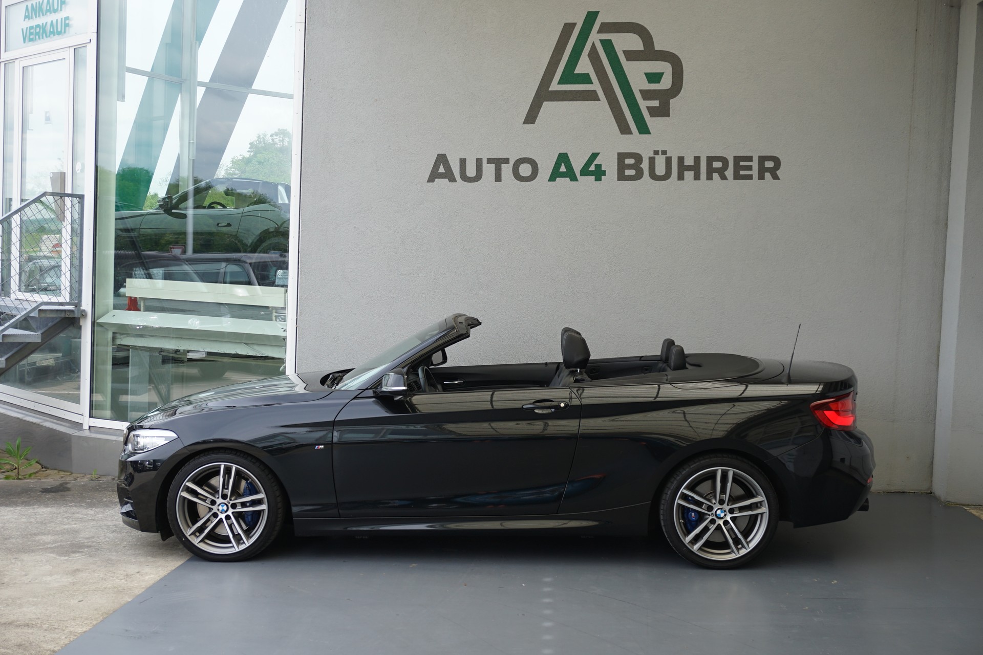 BMW M240i xDrive Cabriolet 340PS-image-1