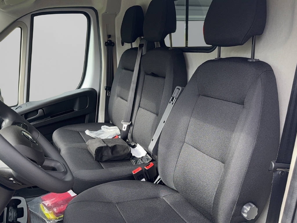 OPEL Movano fourg. 3.5 t L2 H2 2.2 TD 140-image-7