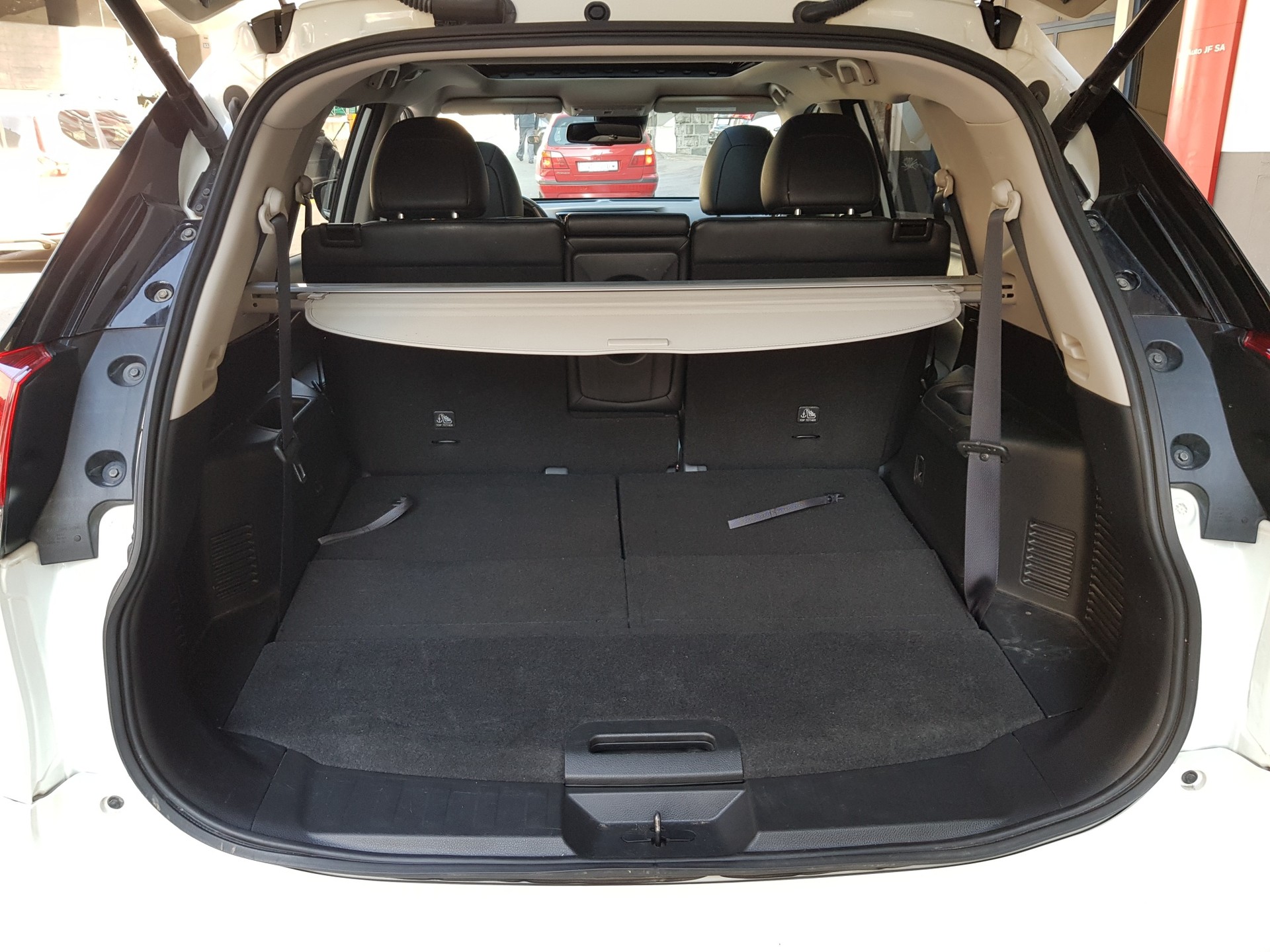 NISSAN X-Trail 1.7 dCi tekna Xtronic CVT ALL-MODE 4x4-image-4