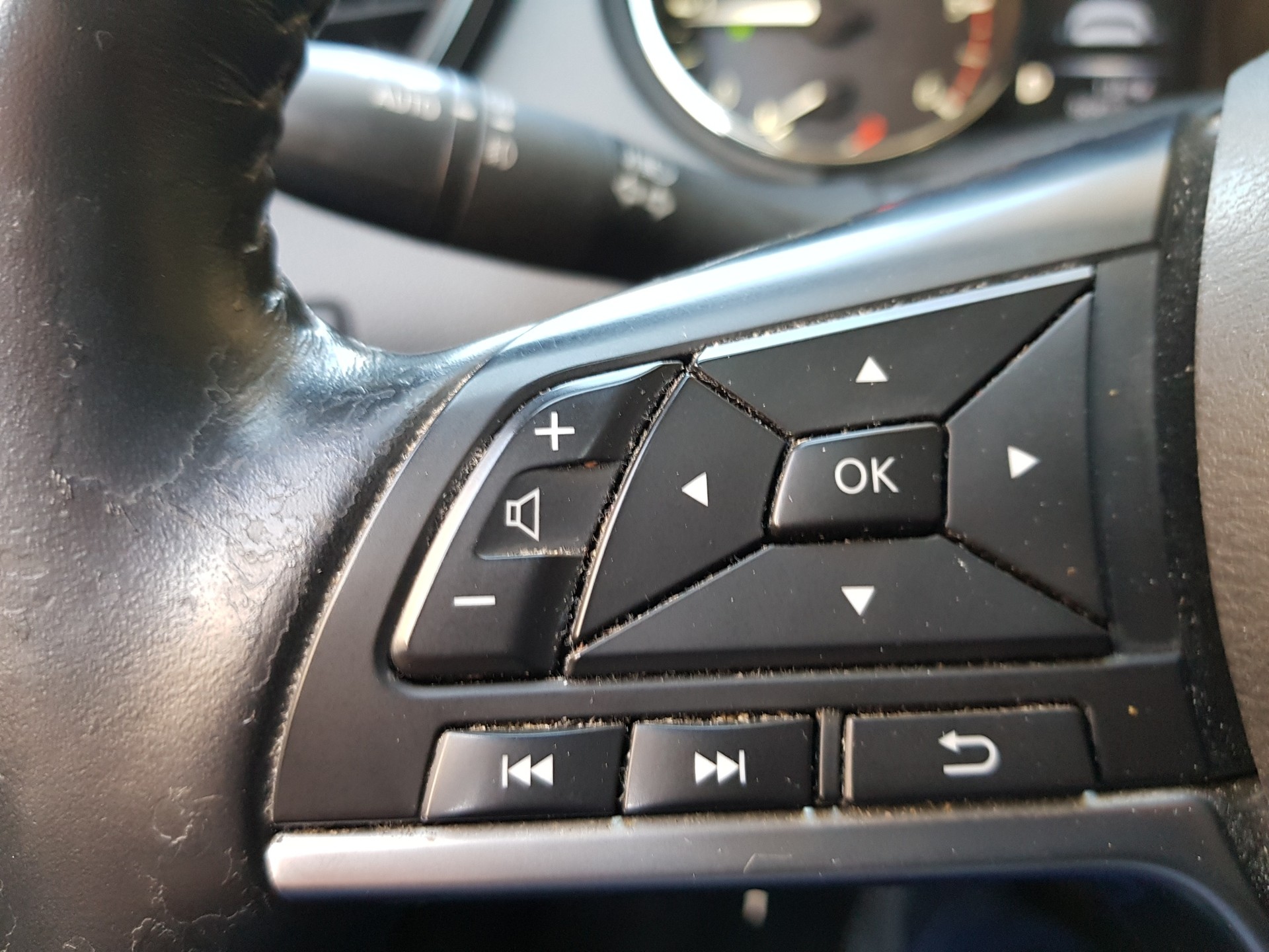 NISSAN X-Trail 1.7 dCi tekna Xtronic CVT ALL-MODE 4x4-image-16