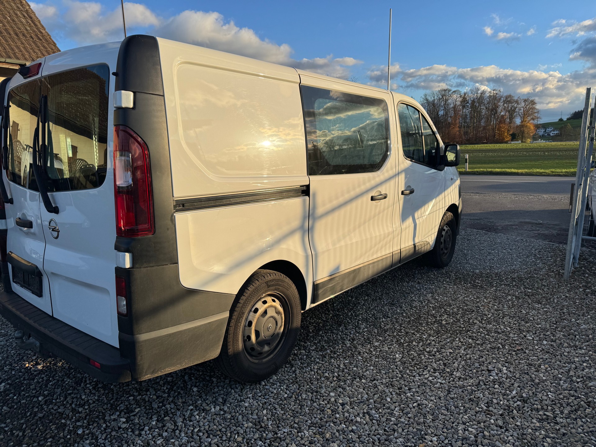 OPEL Vivaro 1.6 BiTurbo CDTI ecoFLEX 2.9t L1H1-image-4