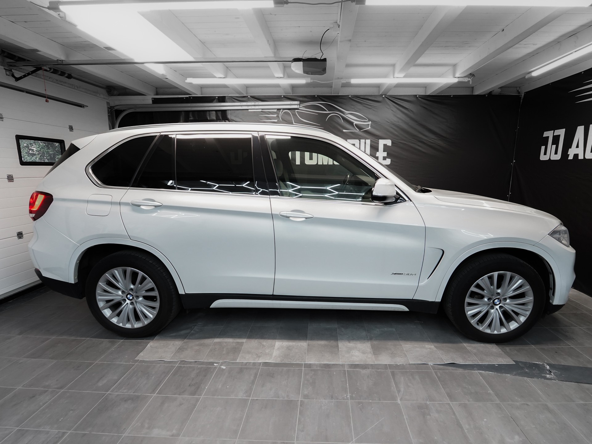 BMW X5 xDrive 30d Steptronic-image-5