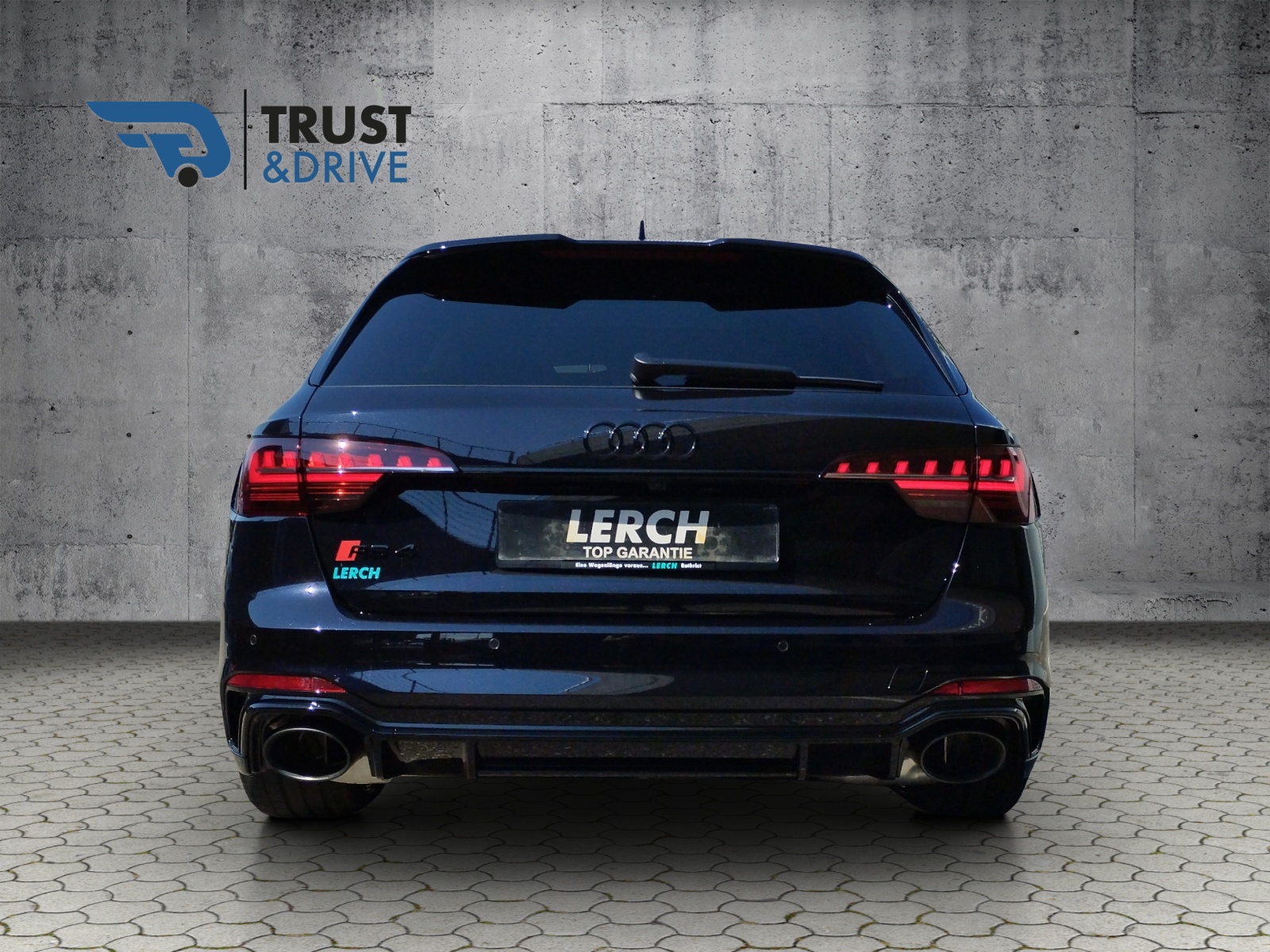 AUDI RS4 Avant Competition Plus-image-4