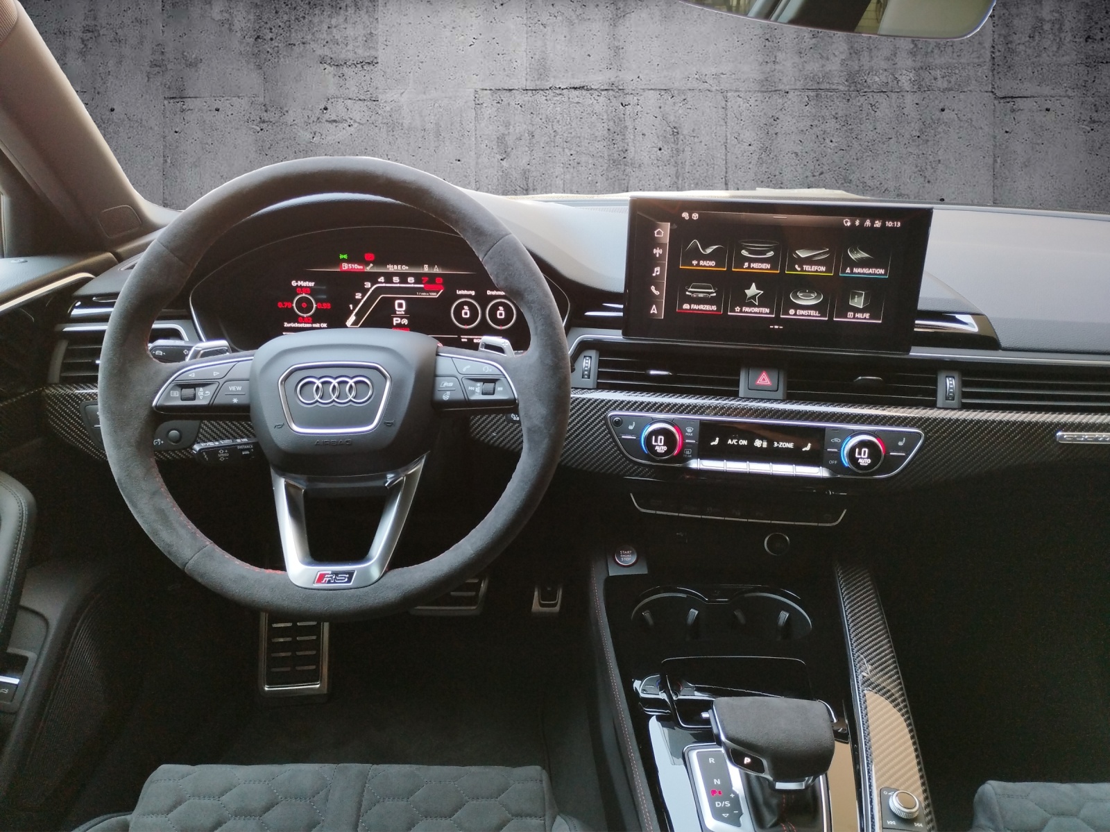 AUDI RS4 Avant Competition Plus-image-8