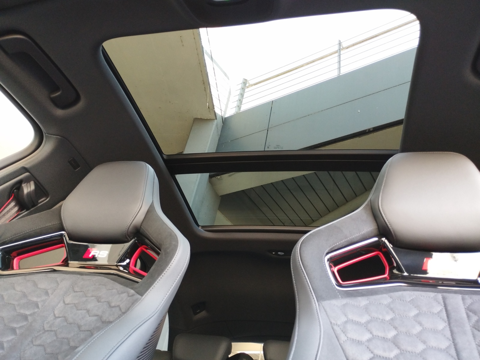 AUDI RS4 Avant Competition Plus-image-15