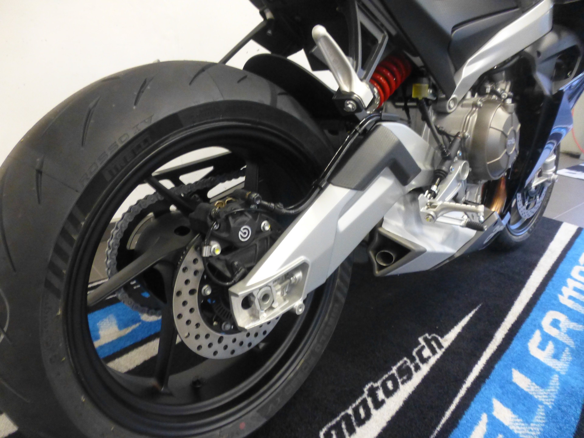 APRILIA RS 660 E5+ Dark Edition (35kW)-image-5