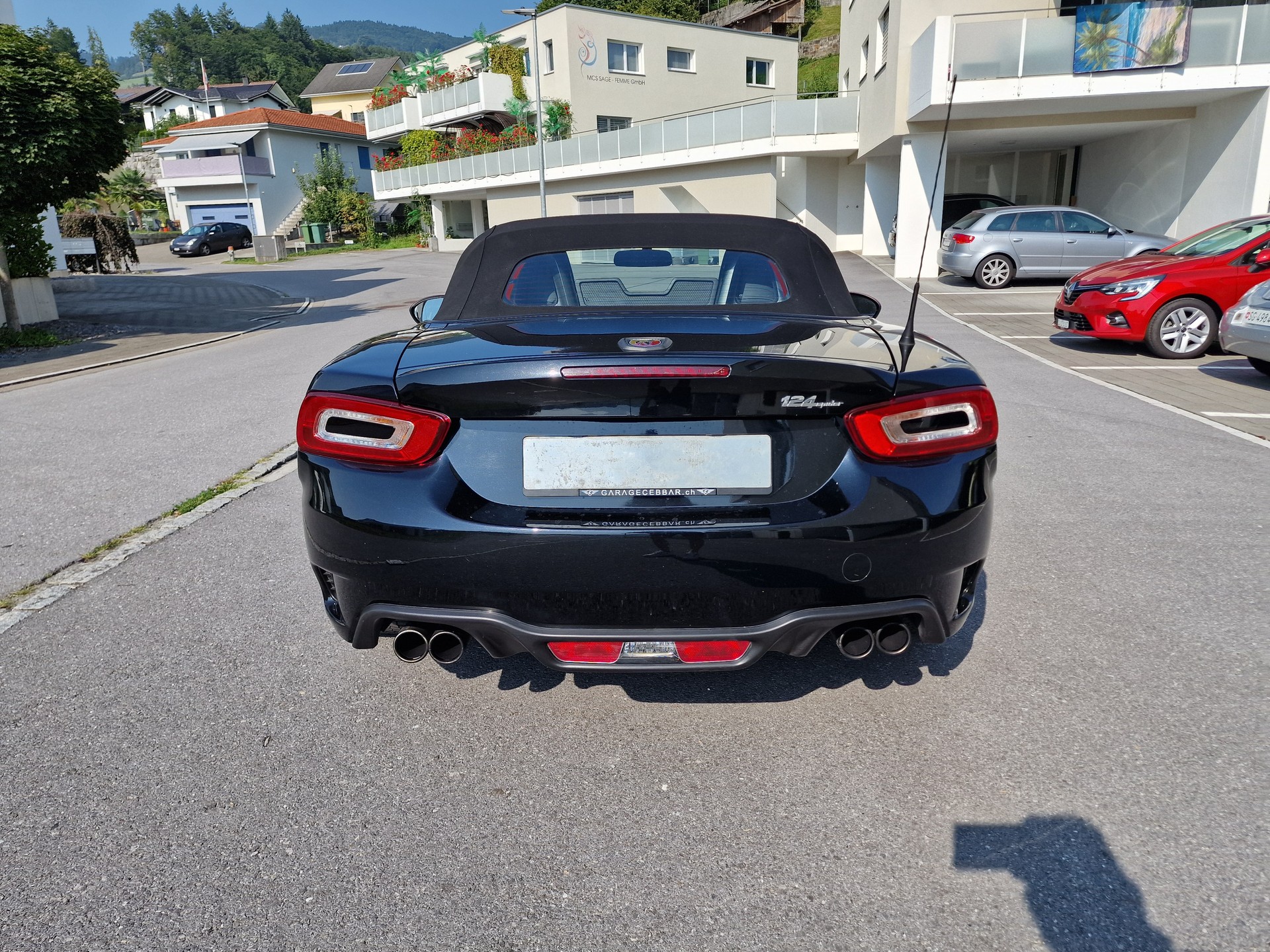 FIAT 124 Spider 1.4 TB Abarth-image-6