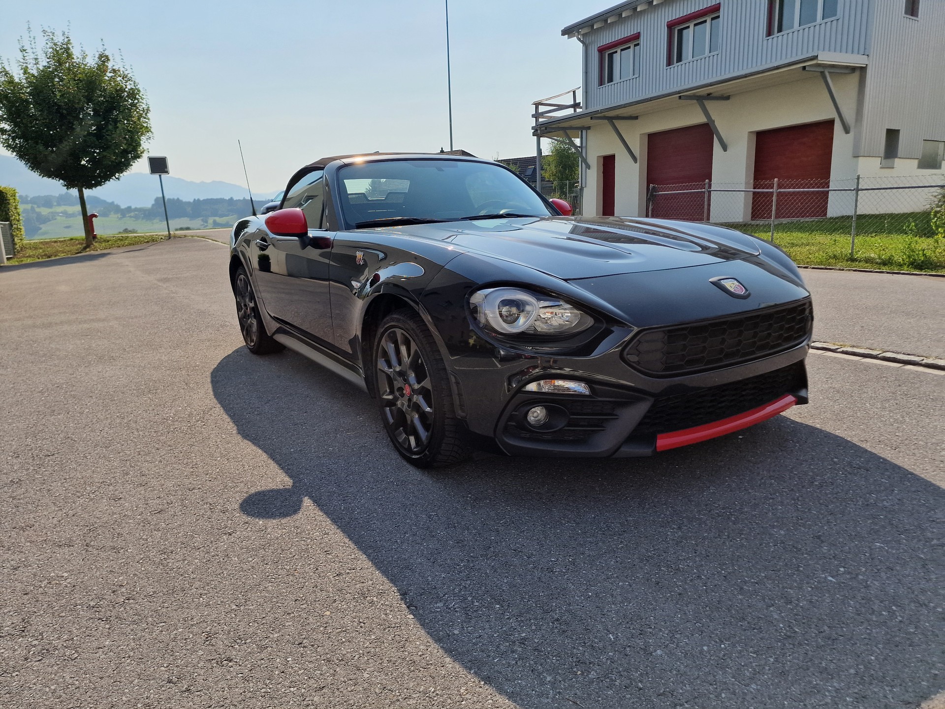 FIAT 124 Spider 1.4 TB Abarth-image-3
