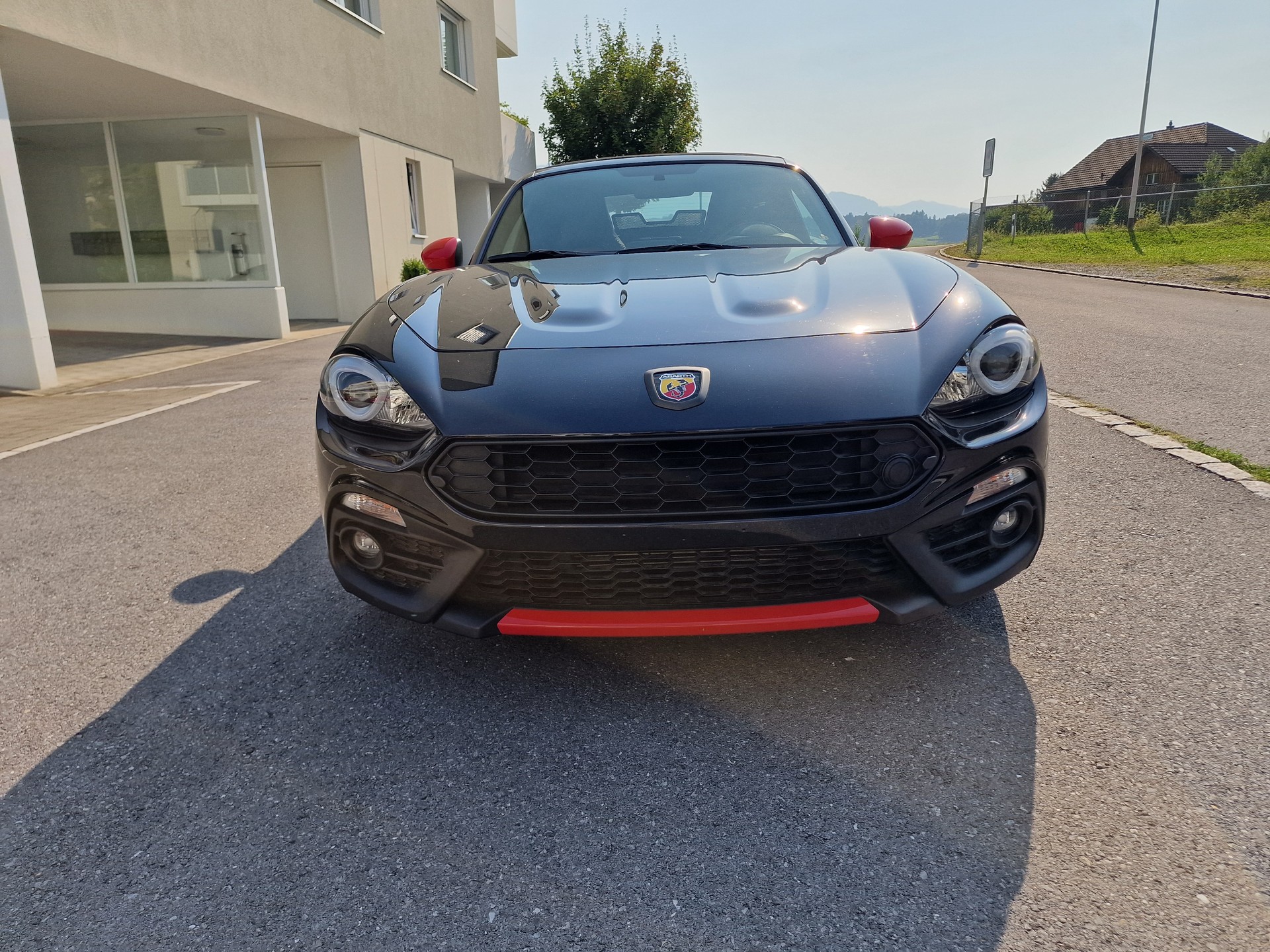 FIAT 124 Spider 1.4 TB Abarth-image-2