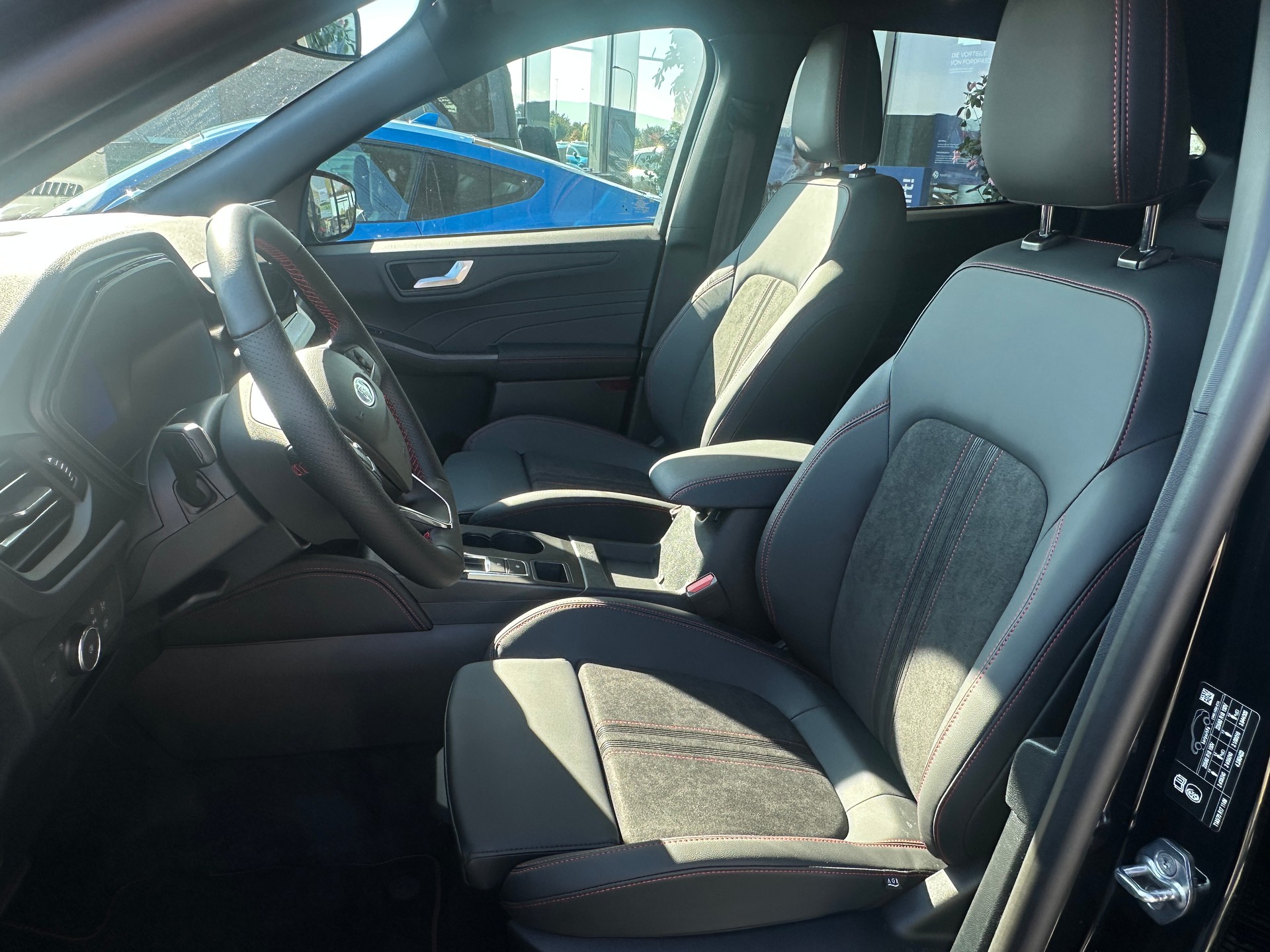 FORD Kuga 1.5 SCTi ST-Line X Automat FWD-image-6
