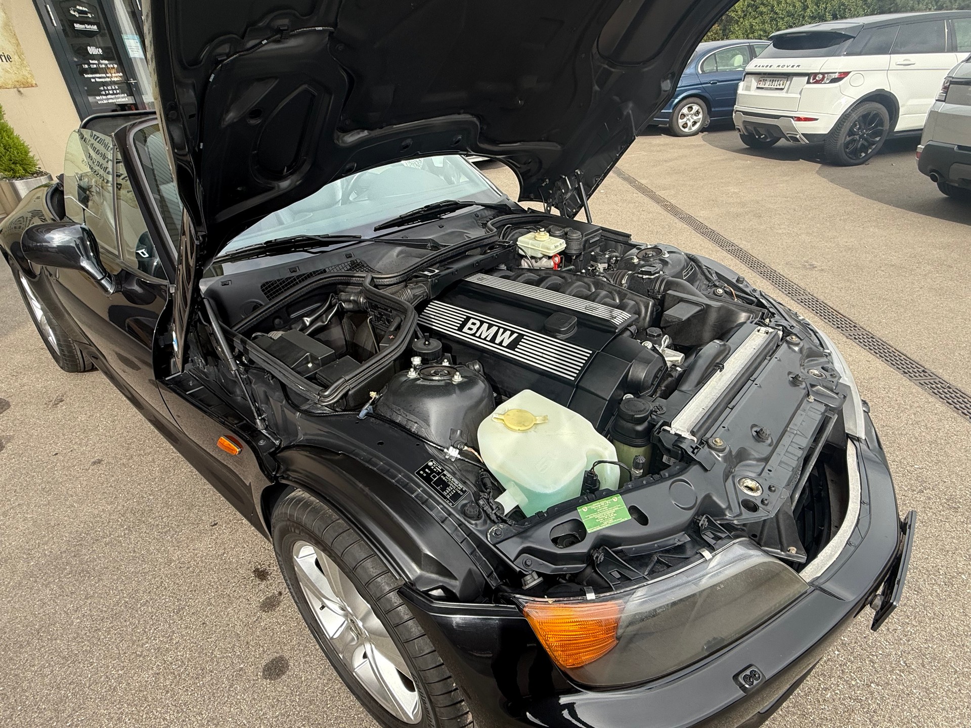 BMW Z3 2.8i Roadster-image-10