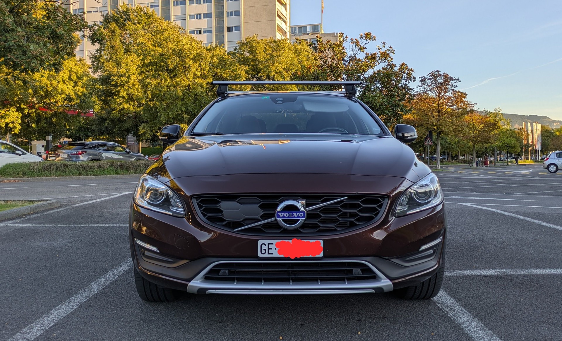 VOLVO S60 Cross Country T5 AWD Summum Geartronic-image-5