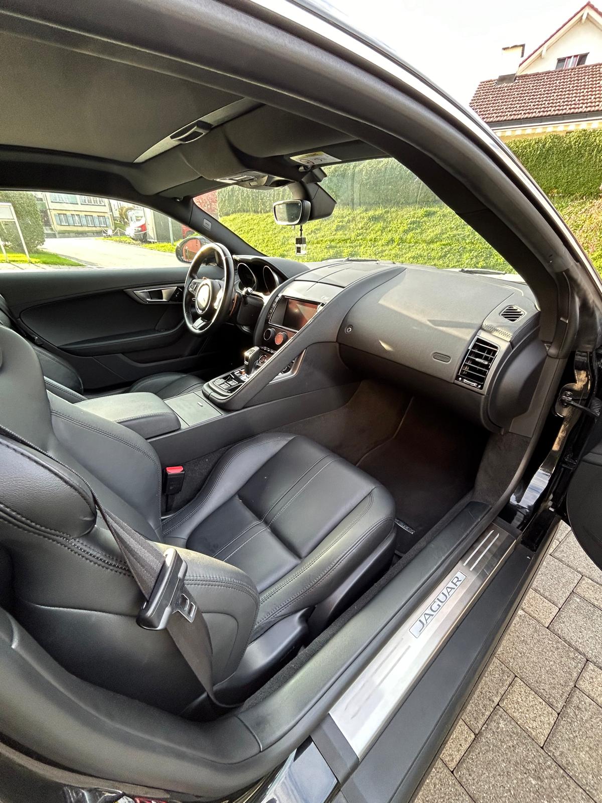 JAGUAR F-Type Coupé S 3.0 V6 S/C-image-12