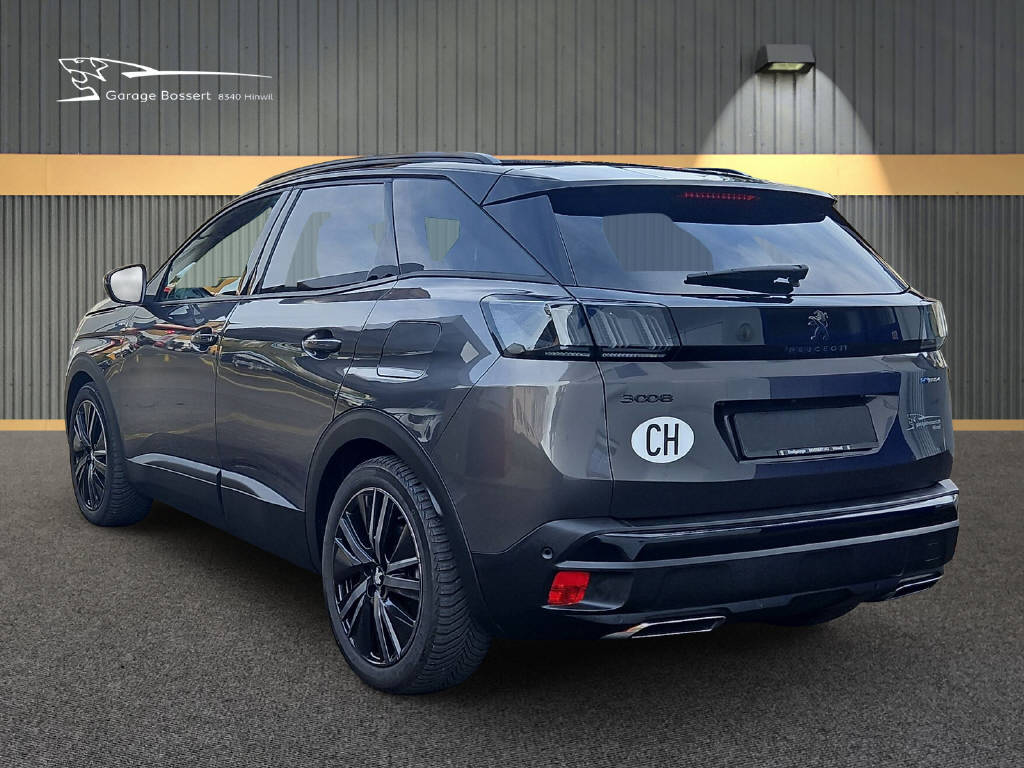 PEUGEOT 3008 Hybrid4 GT 300PS-image-6