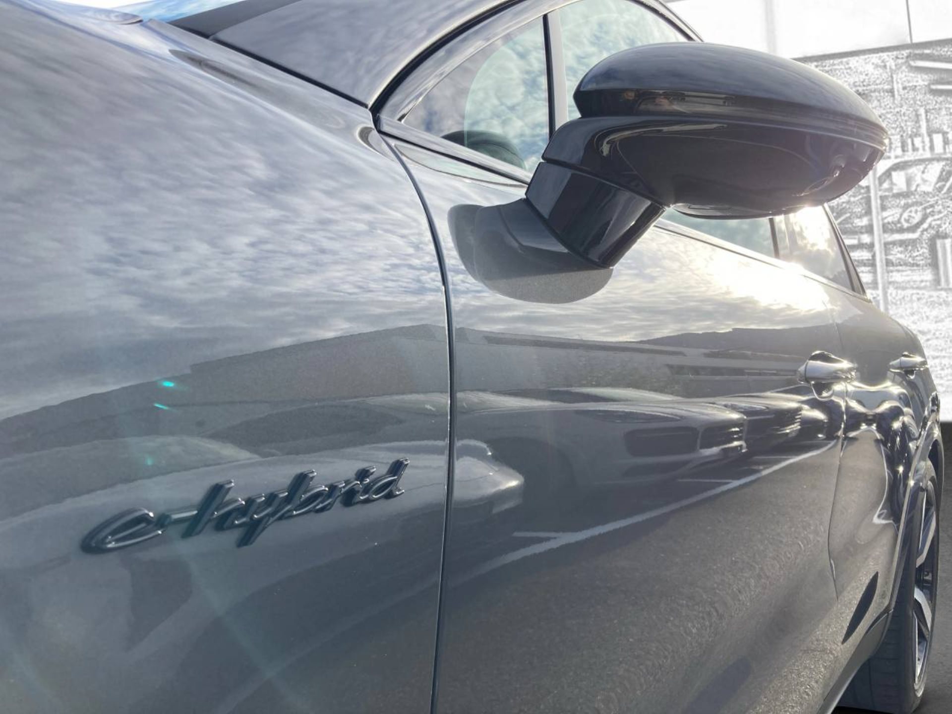 PORSCHE Cayenne E-Hybrid Coupé-image-28