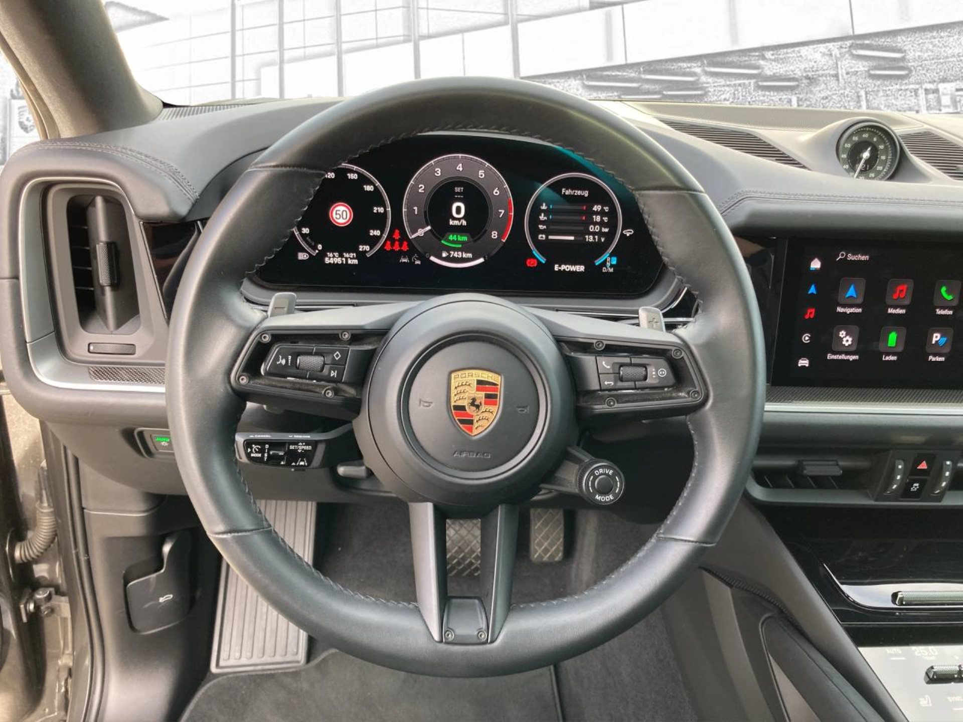 PORSCHE Cayenne E-Hybrid Coupé-image-10