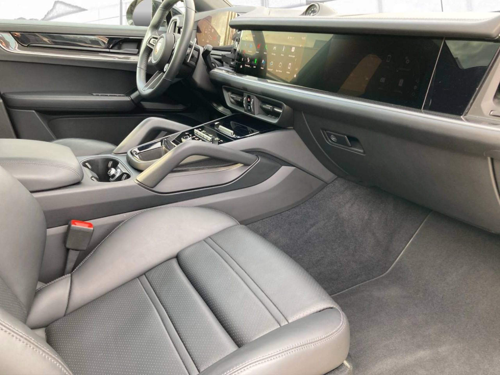 PORSCHE Cayenne E-Hybrid Coupé-image-13