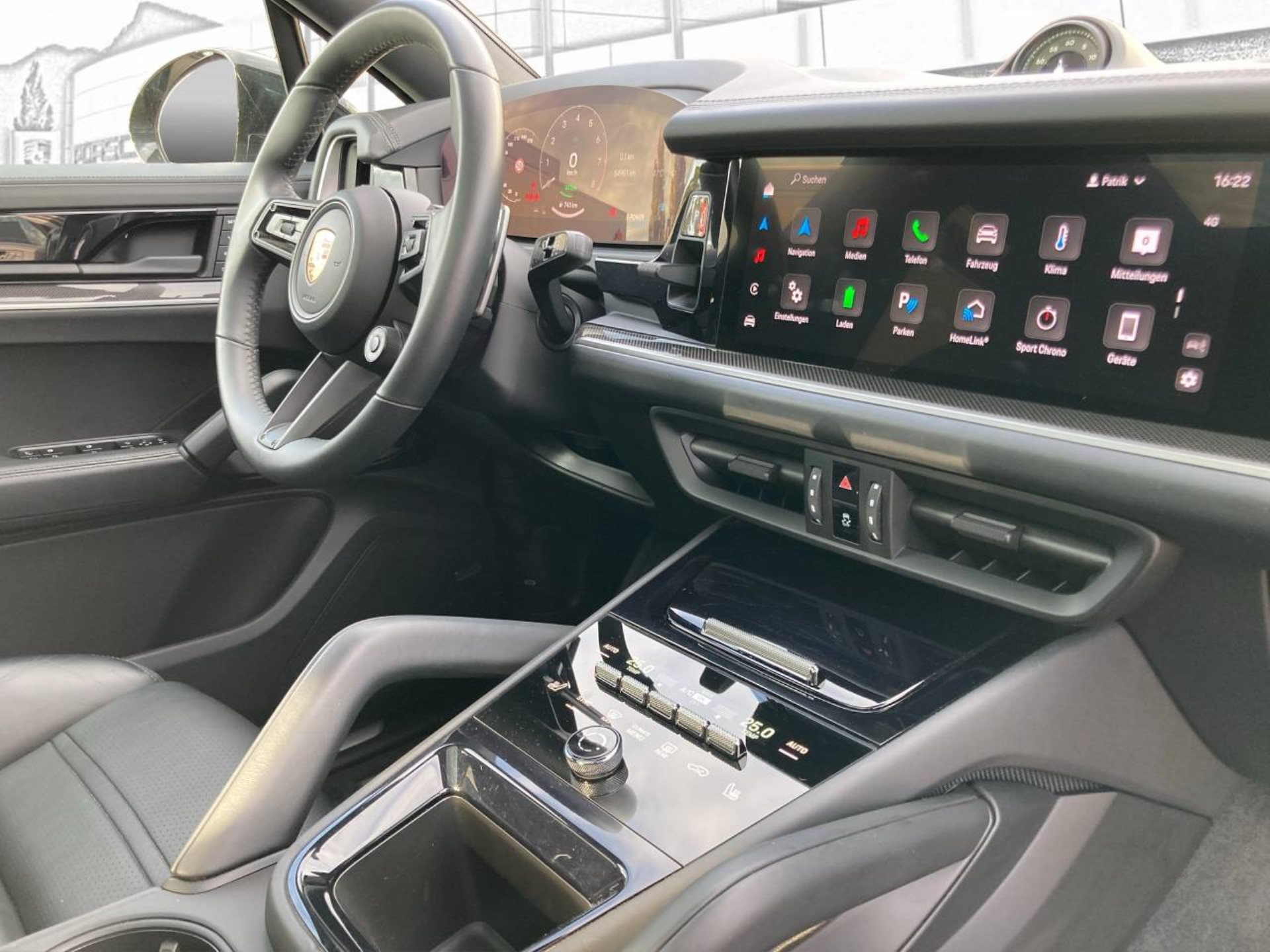PORSCHE Cayenne E-Hybrid Coupé-image-12