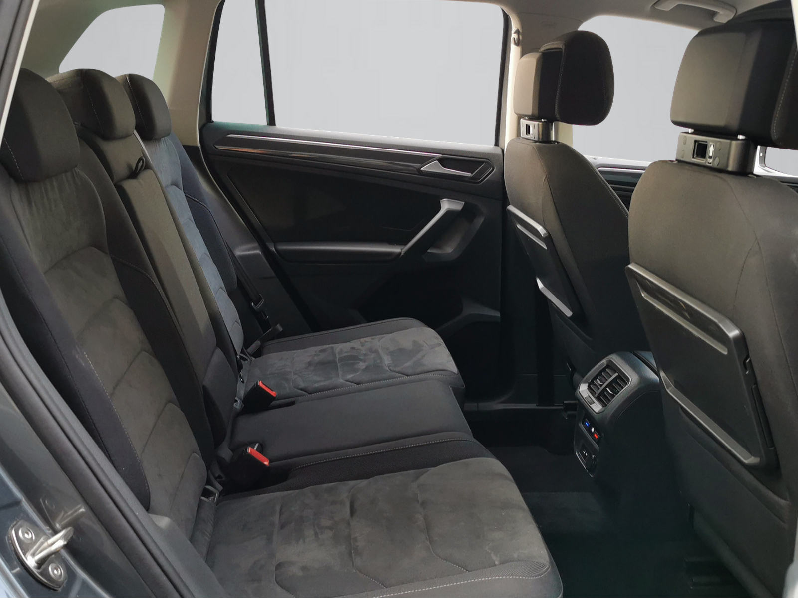 VW Tiguan 2.0TSI Highline 4Motion DSG-image-7