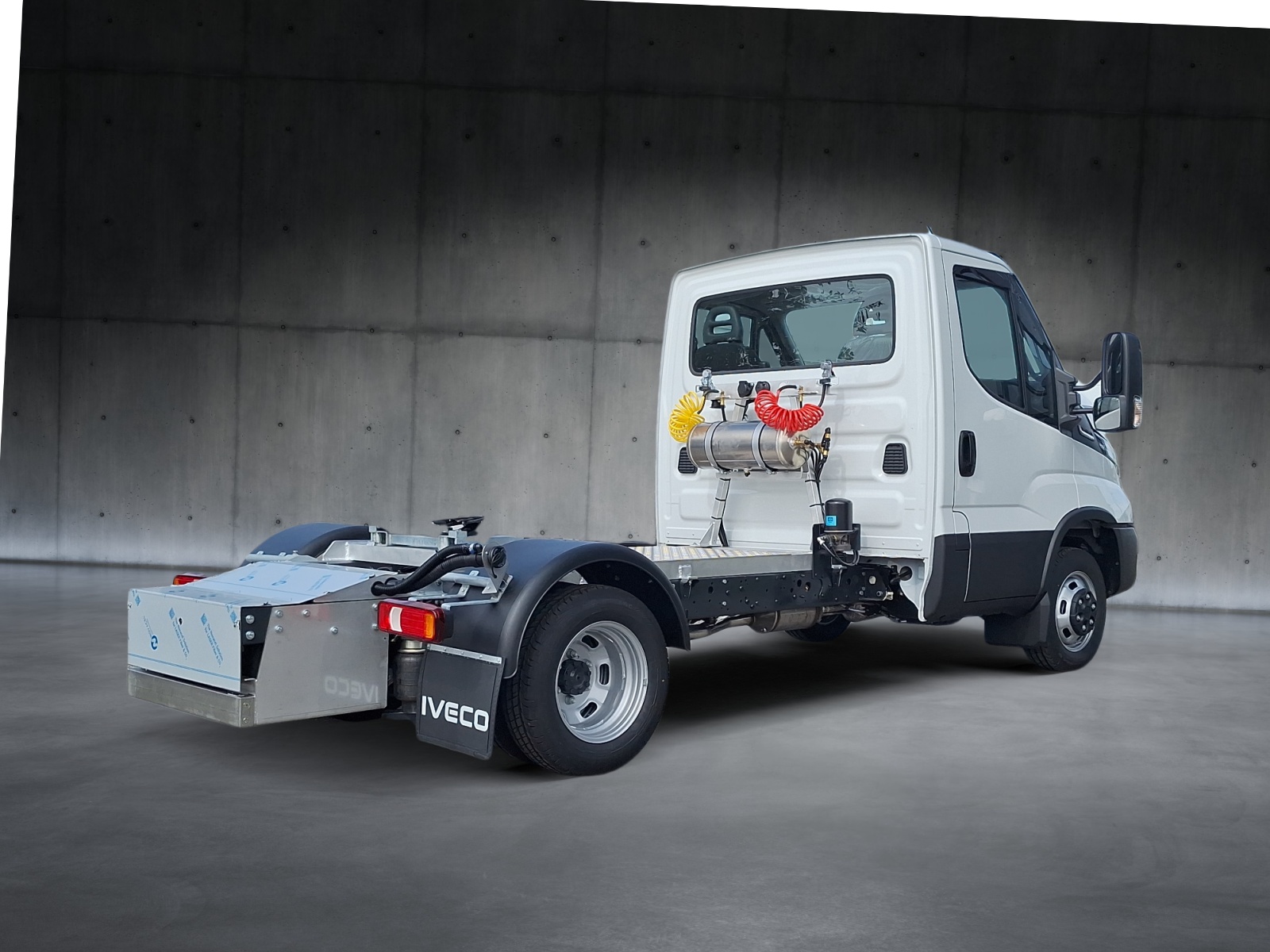 IVECO Daily Sattel 50C18T-image-3